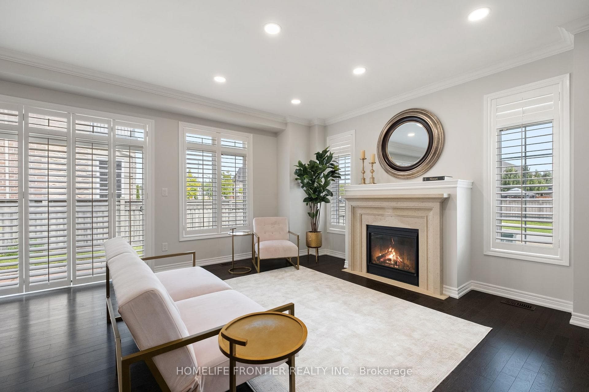 38 William Graham Drive photo 8