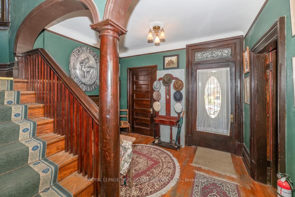 460 Palmerston Boulevard photo 6