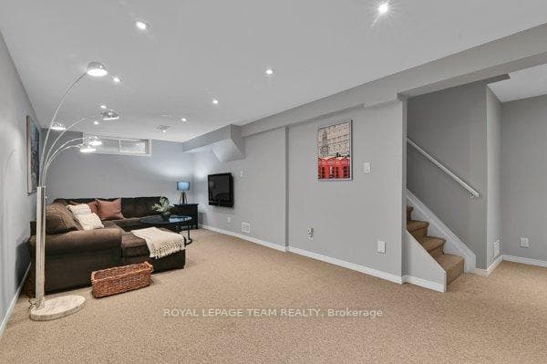 55 Beddington Avenue photo 29