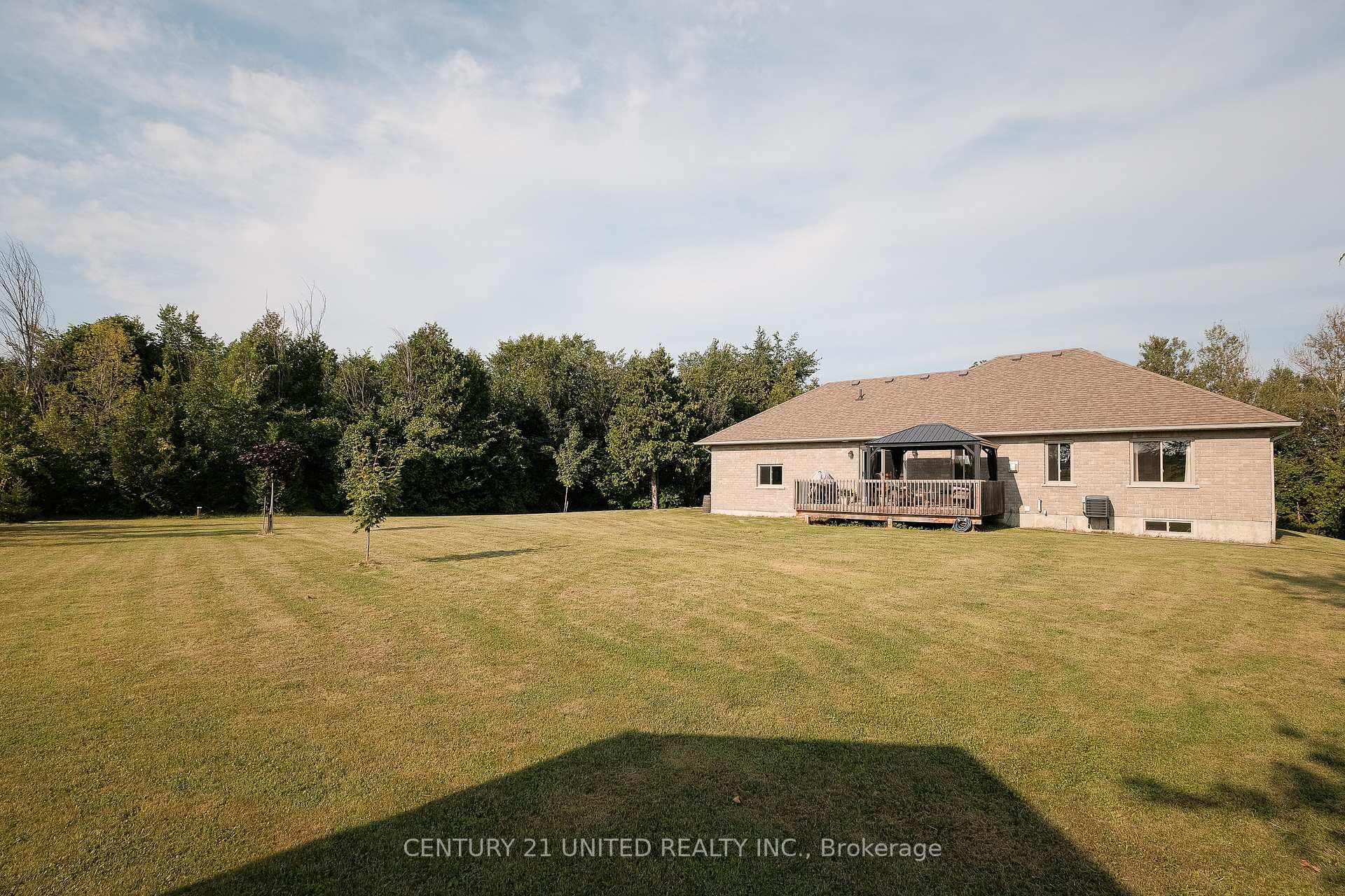 1188 Connaught Drive photo 38