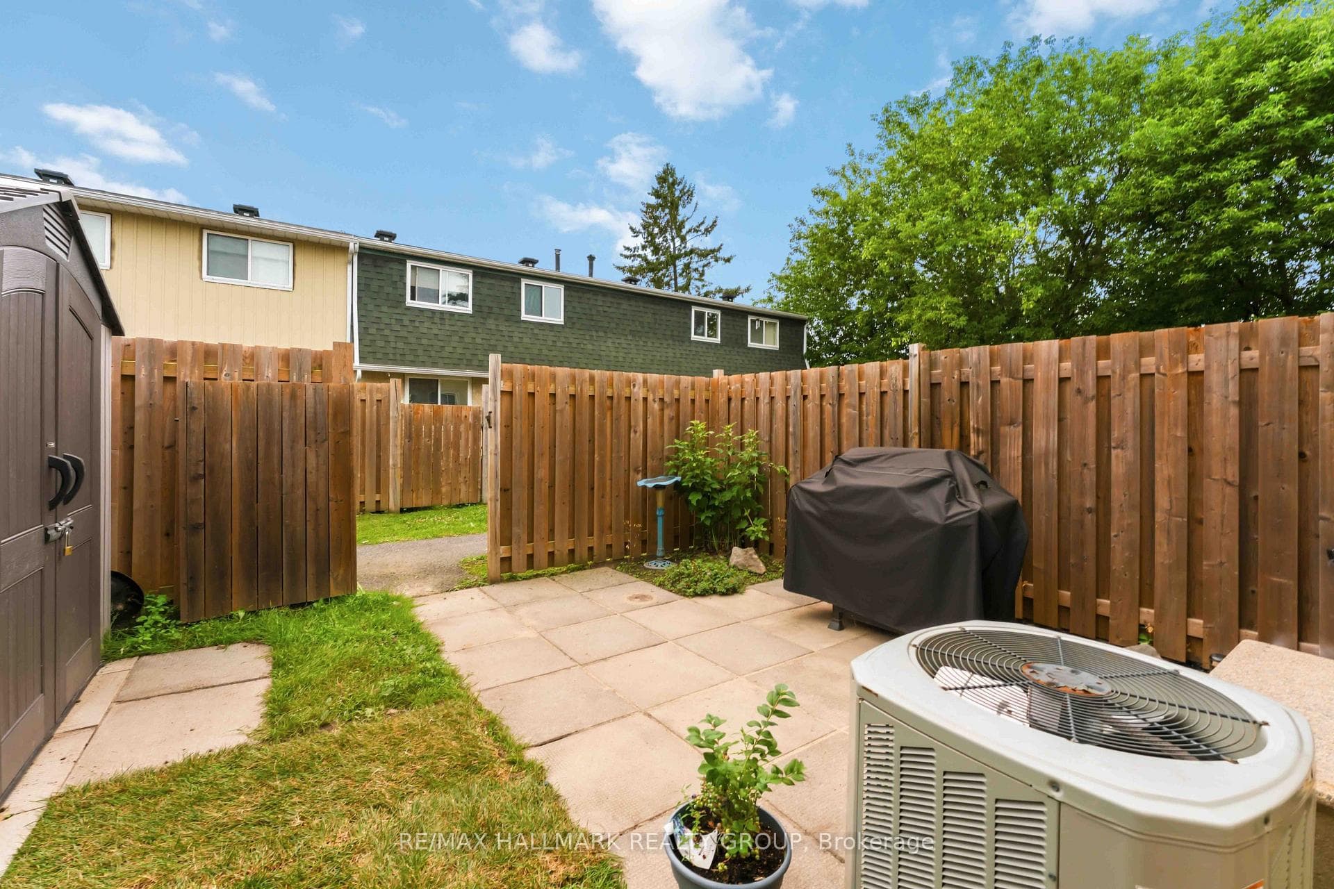 1506 Beaverpond Drive Unit B photo 30