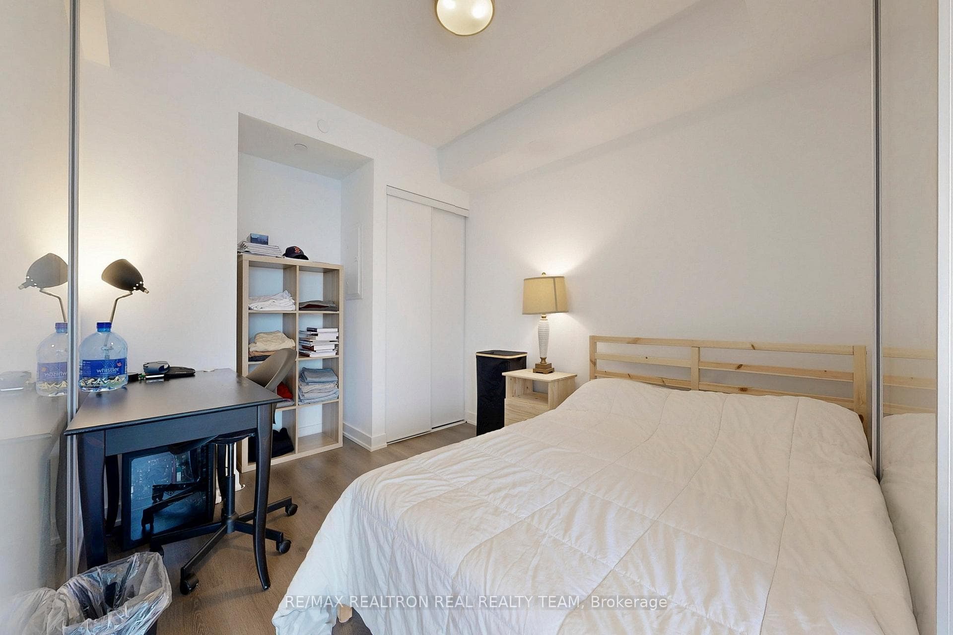 8 Wellesley Street Unit 4707 photo 19