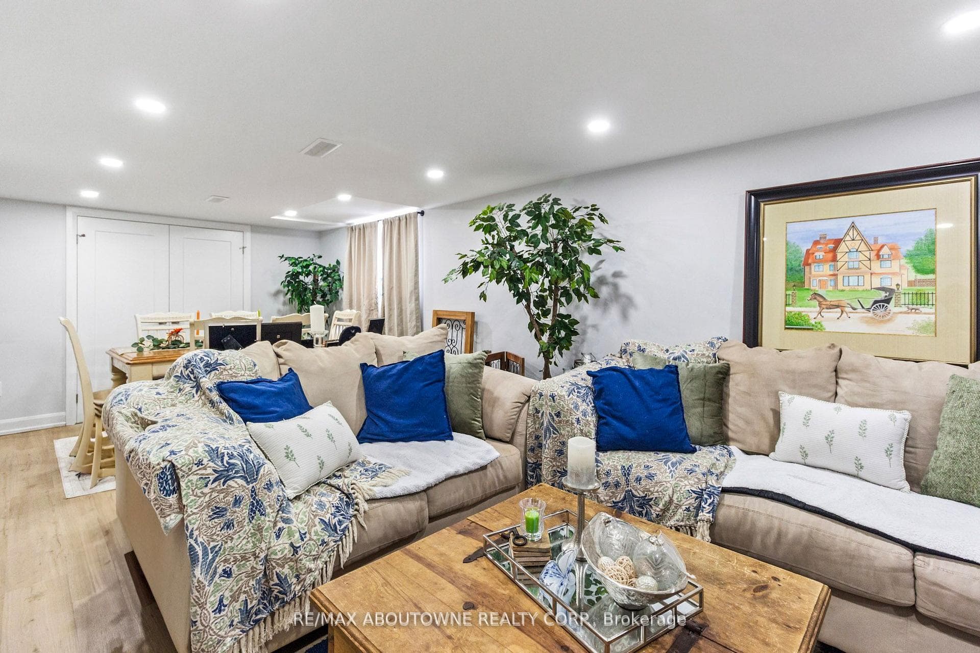 136 Brantdale Avenue photo 28