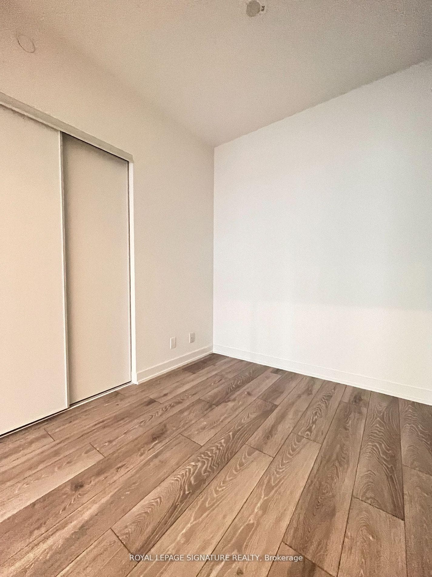108 Peter Street Unit 601 photo 9