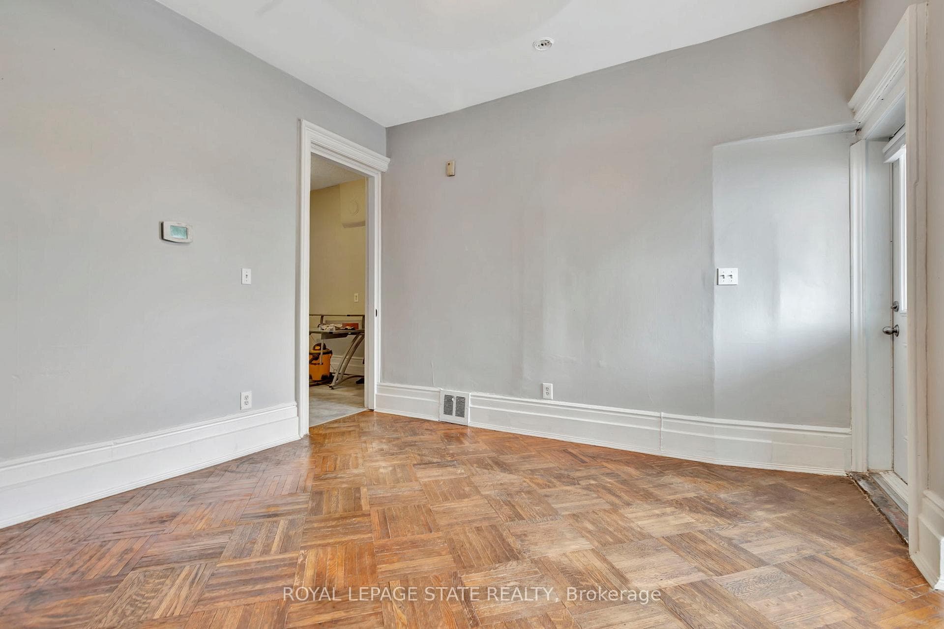 304 Emerald Street photo 16