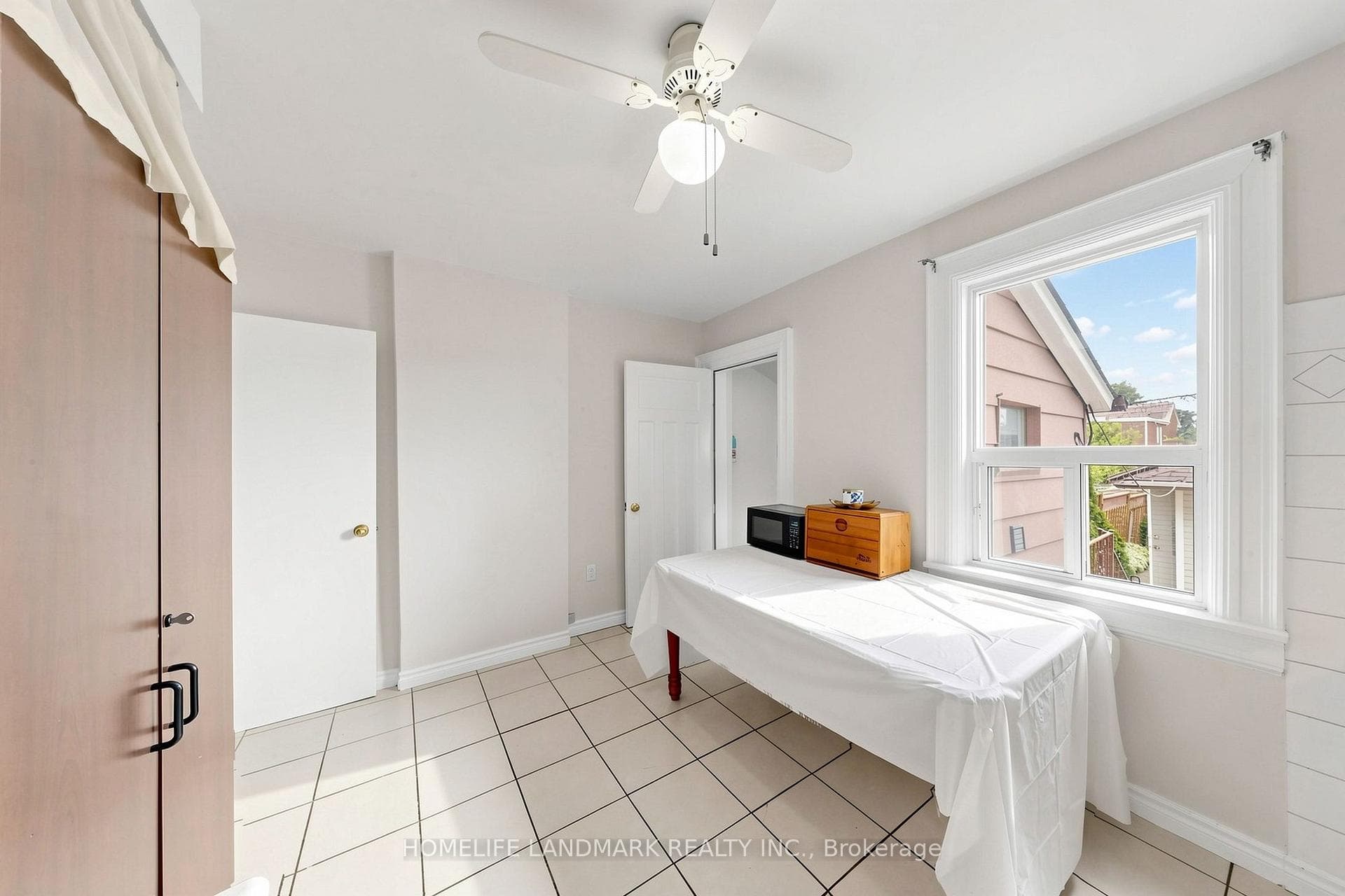 484 Glenholme Avenue photo 12