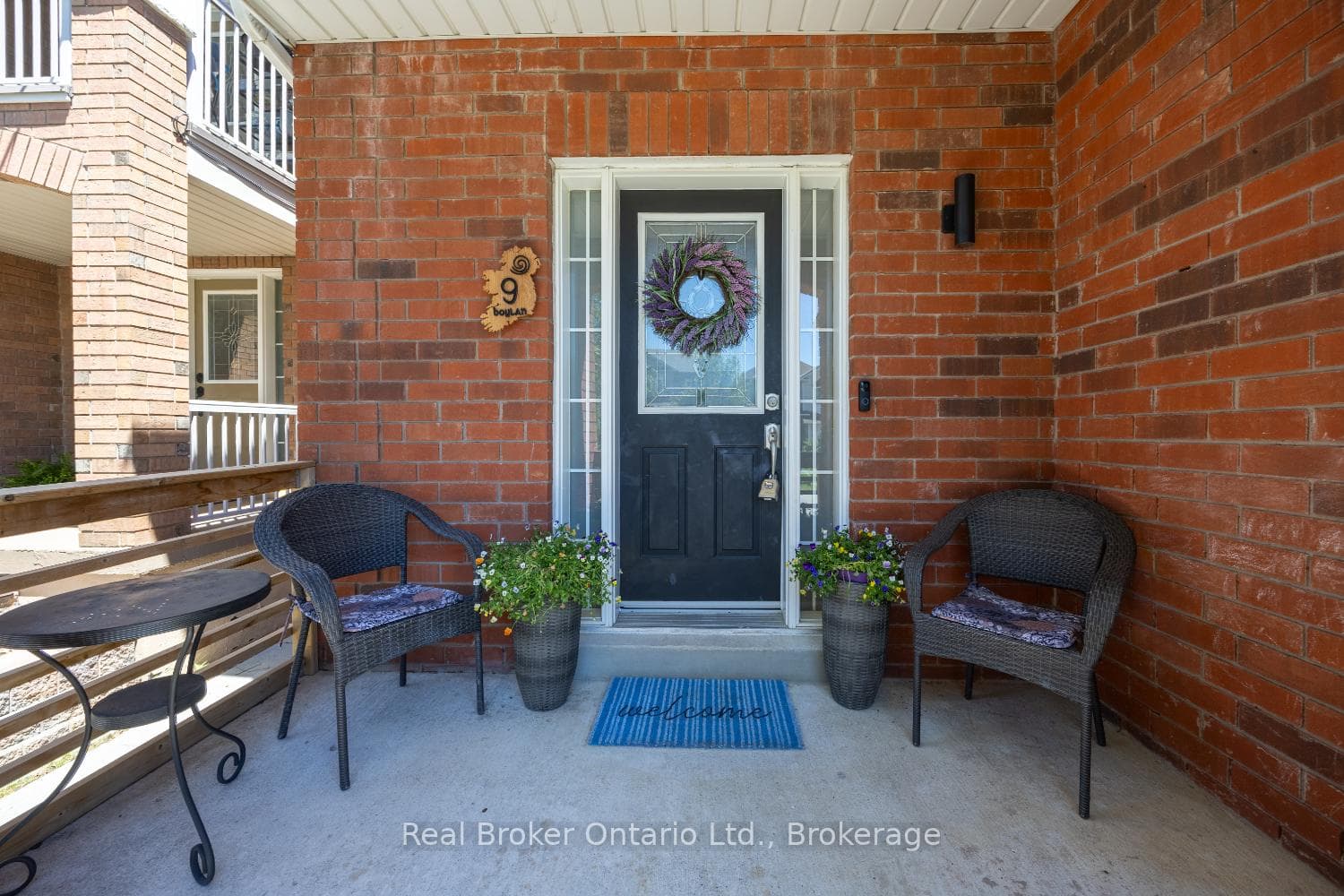 9 Candlebrook Drive photo 5