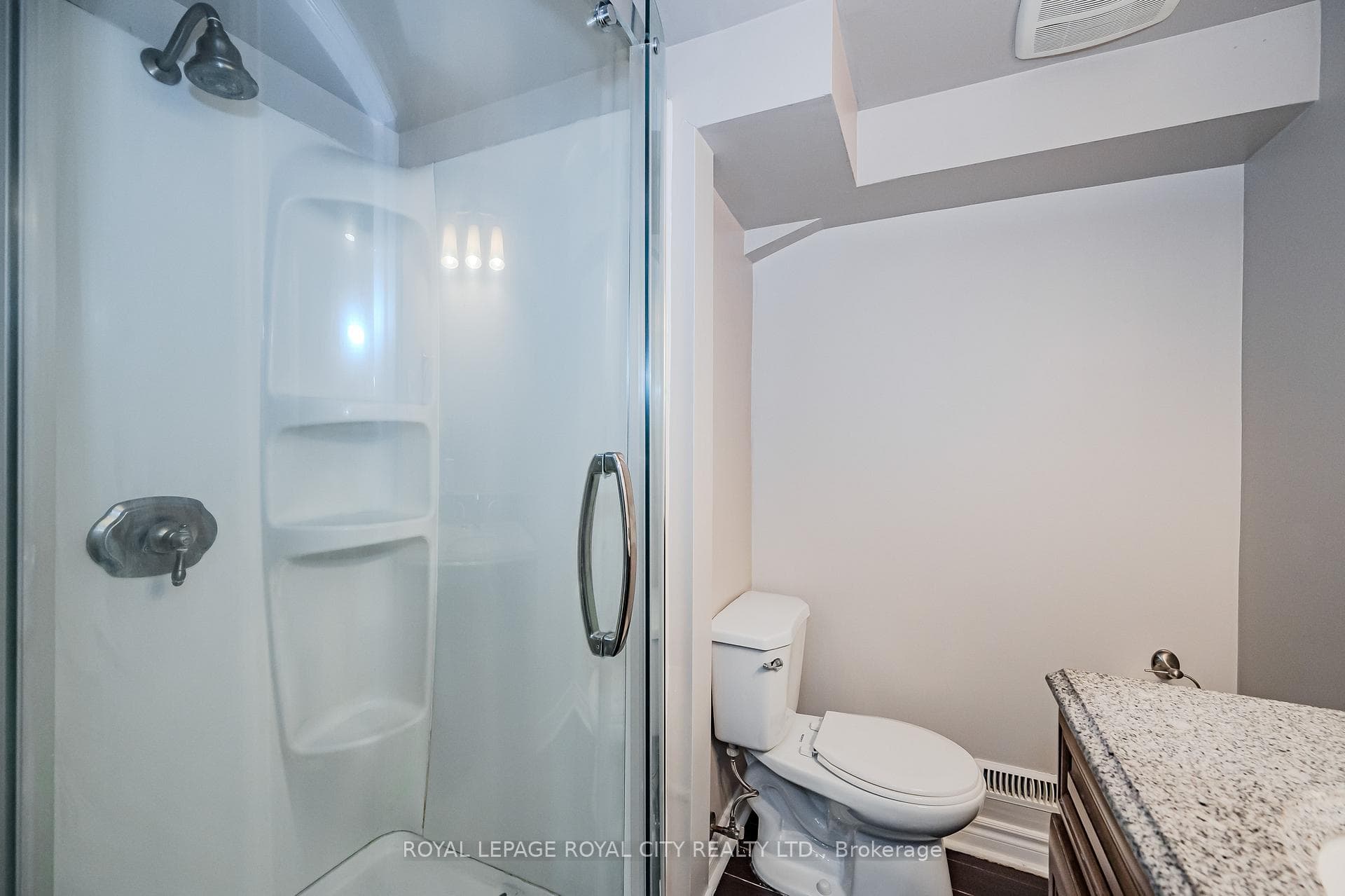443 Victoria Road Unit 60 photo 36