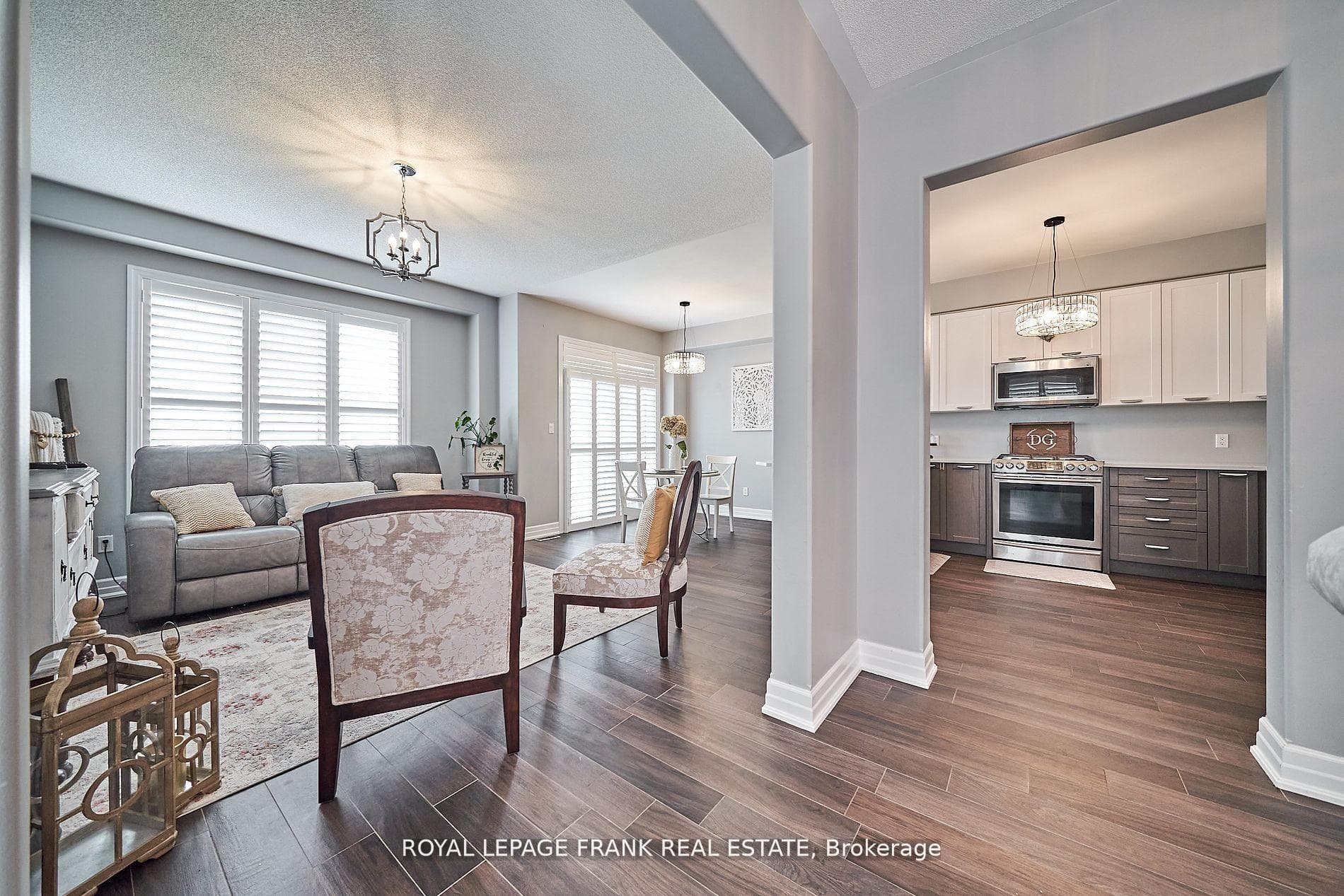 1798 Silverstone Crescent photo 16