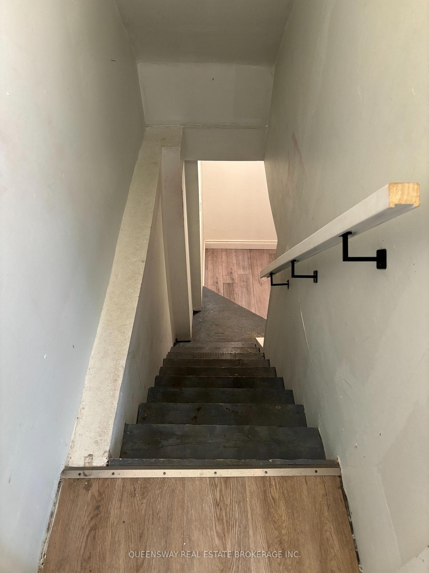 21 Kinrade Avenue photo 32