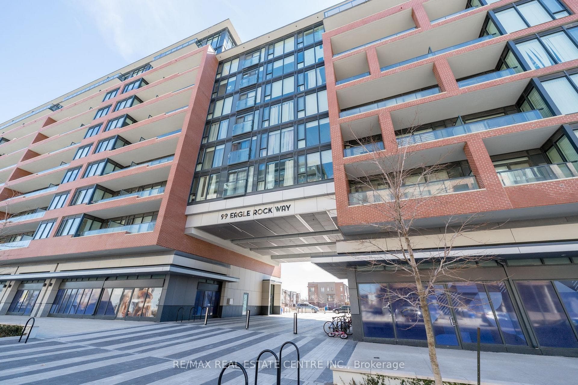 99 Eagle Rock Way Unit 709 photo 2