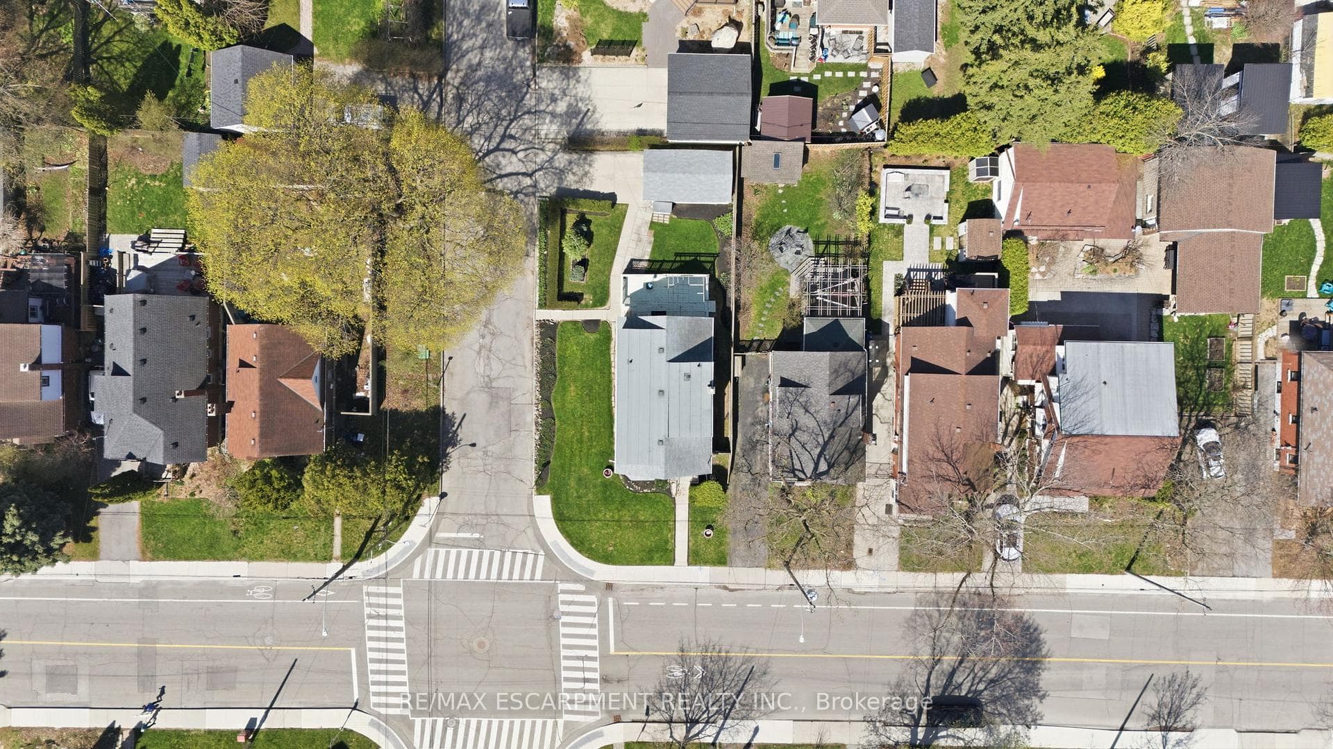 123 LONGWOOD Road photo 48