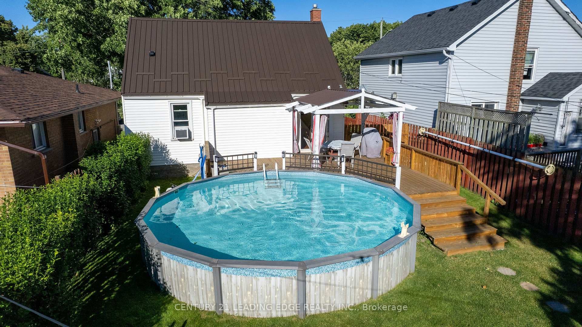536 Montrave Avenue photo 18