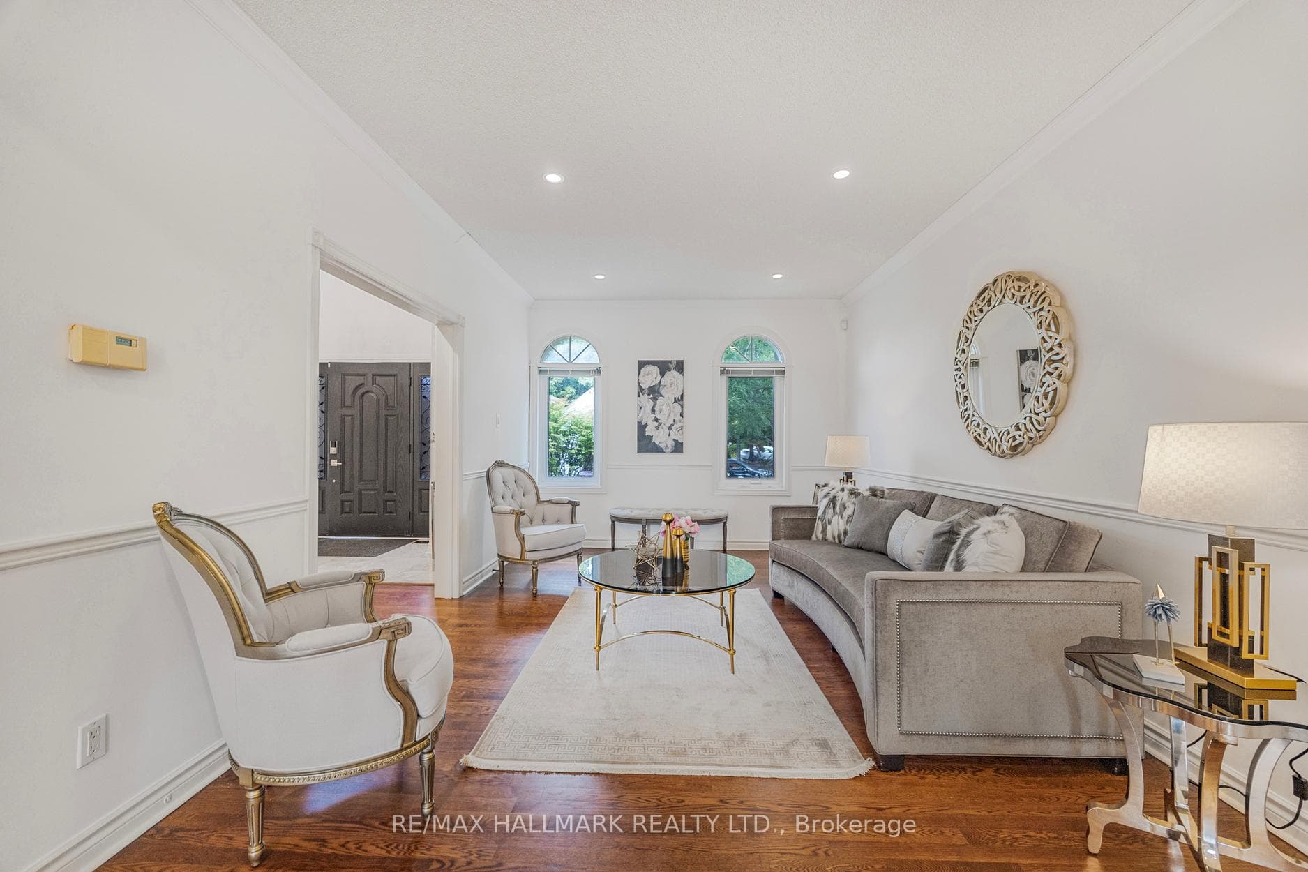 59 Oatlands Crescent photo 5