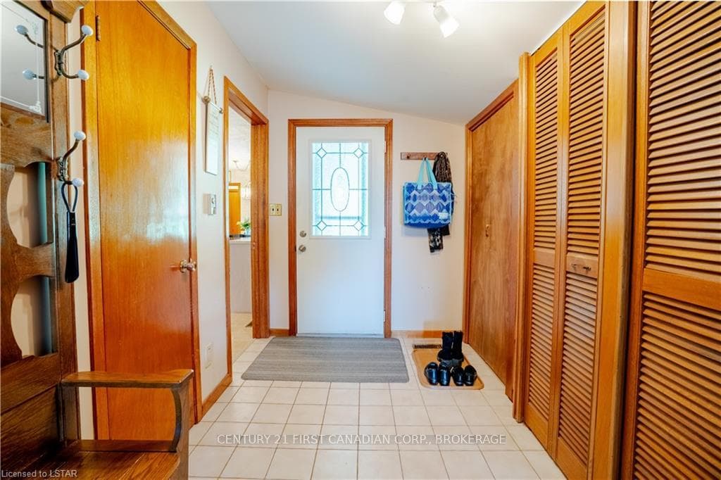 24 DAVID Street photo 9