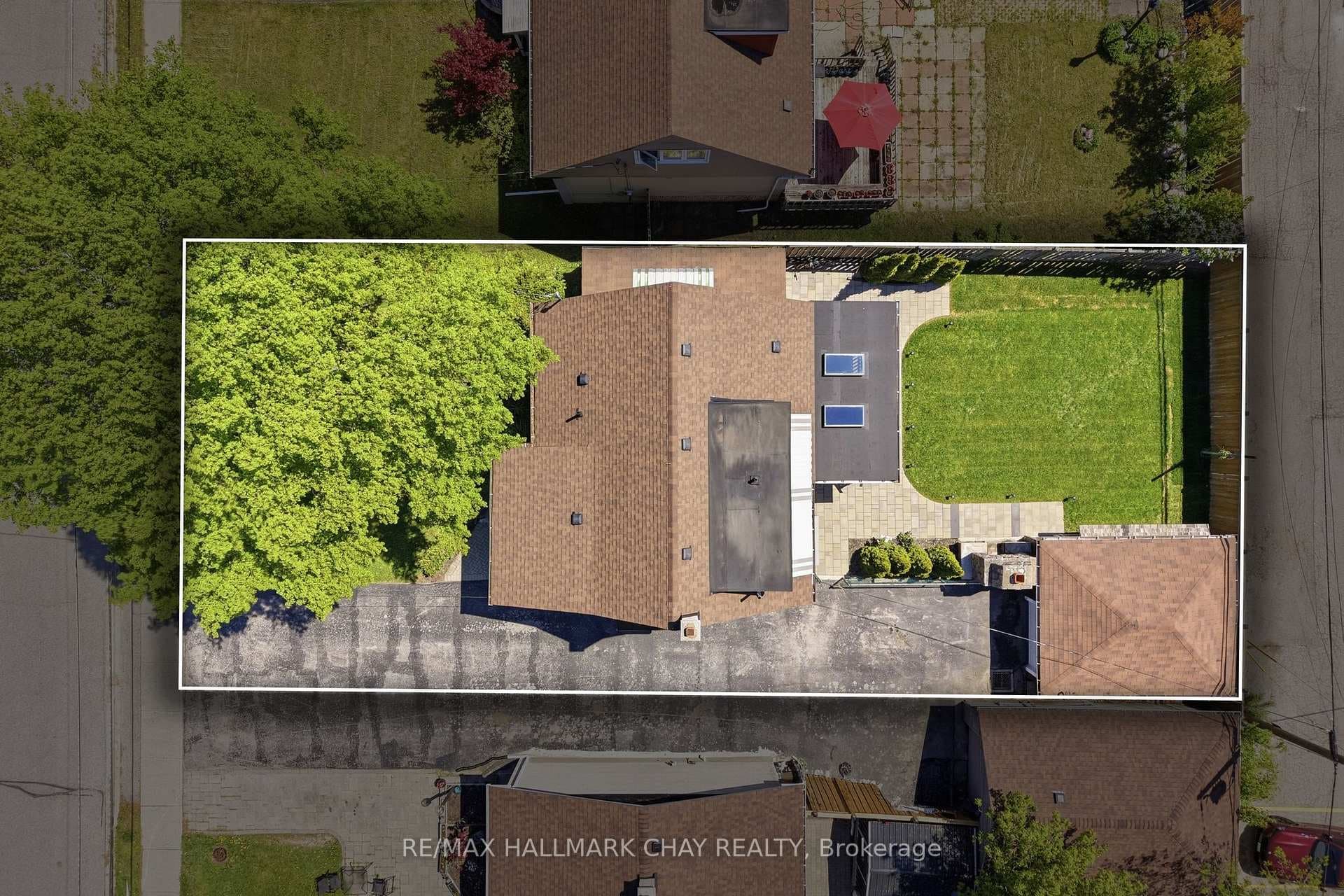 420 Fernleigh Circle photo 3
