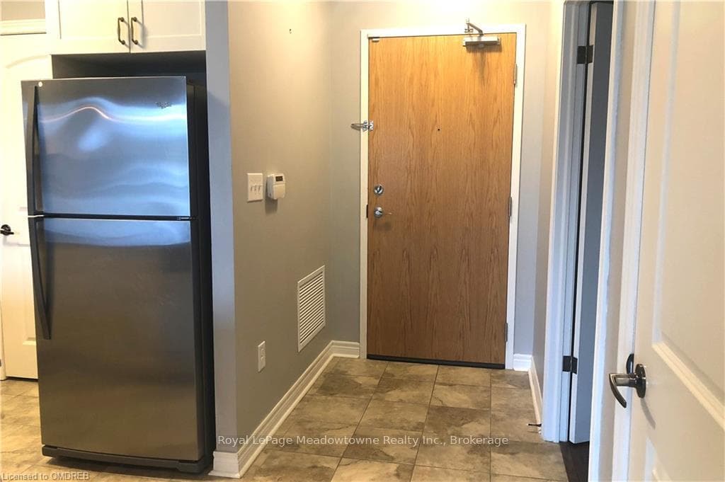383 MAIN Street Unit 120 photo 10
