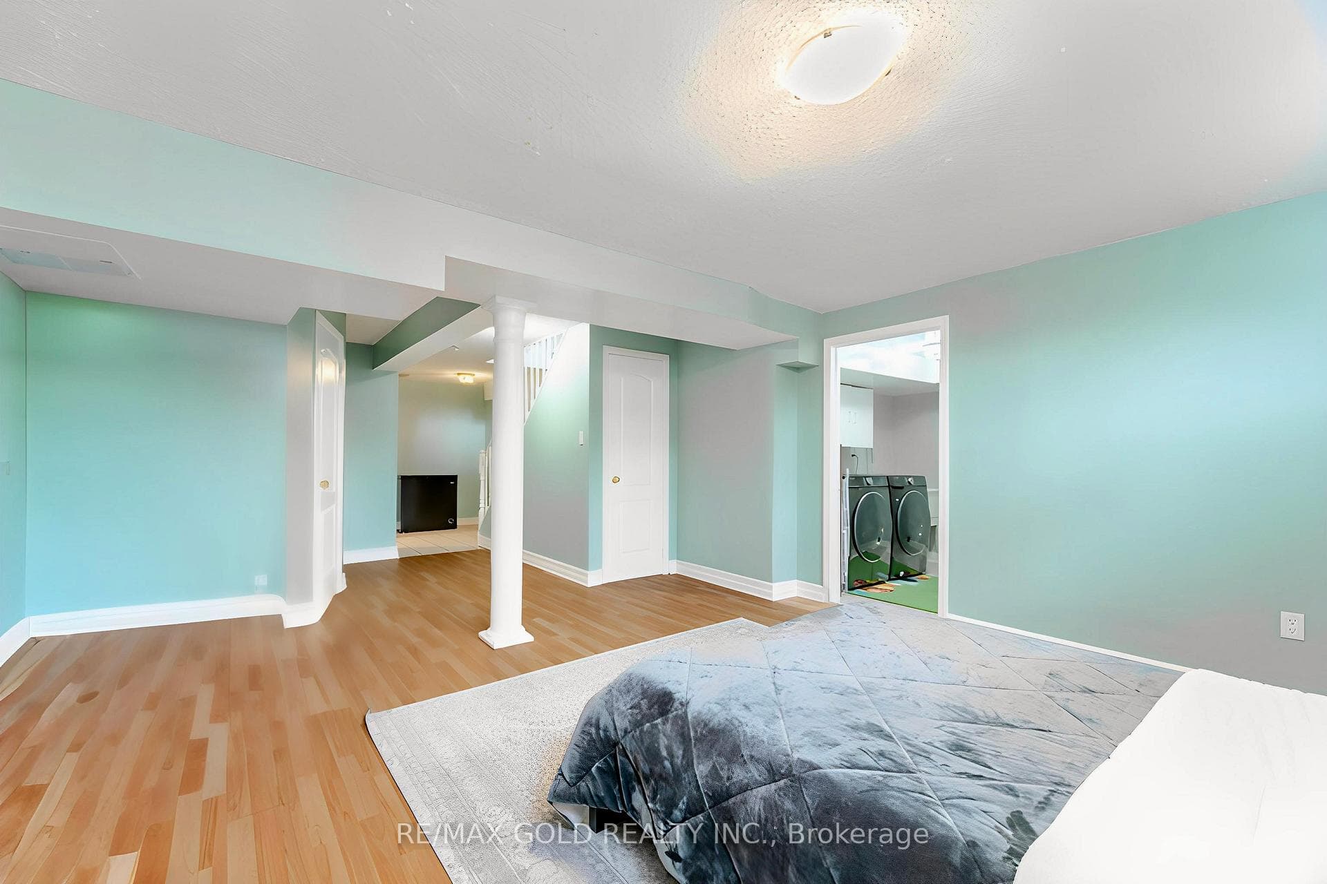 5352 BUSHELGROVE Circle photo 24