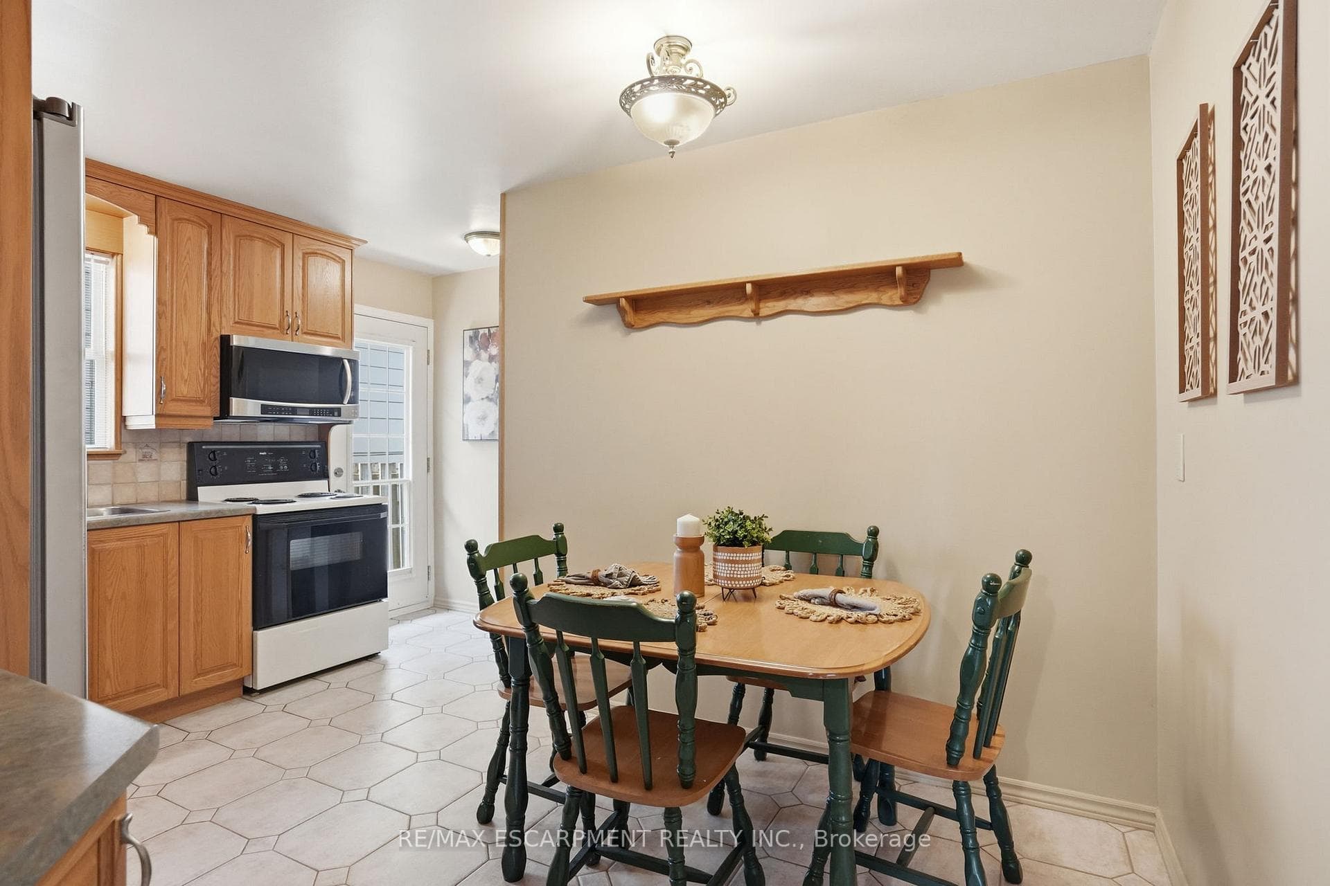 5155 Idlewood Crescent photo 13