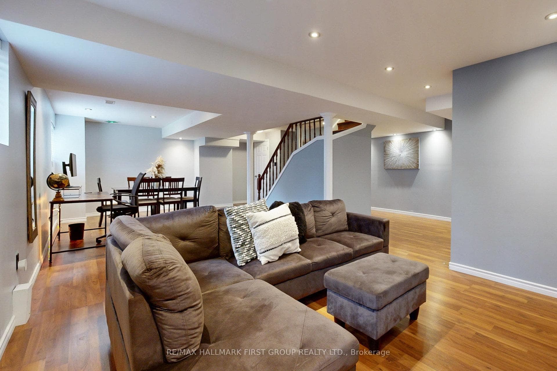 9 Whitbread Crescent photo 33