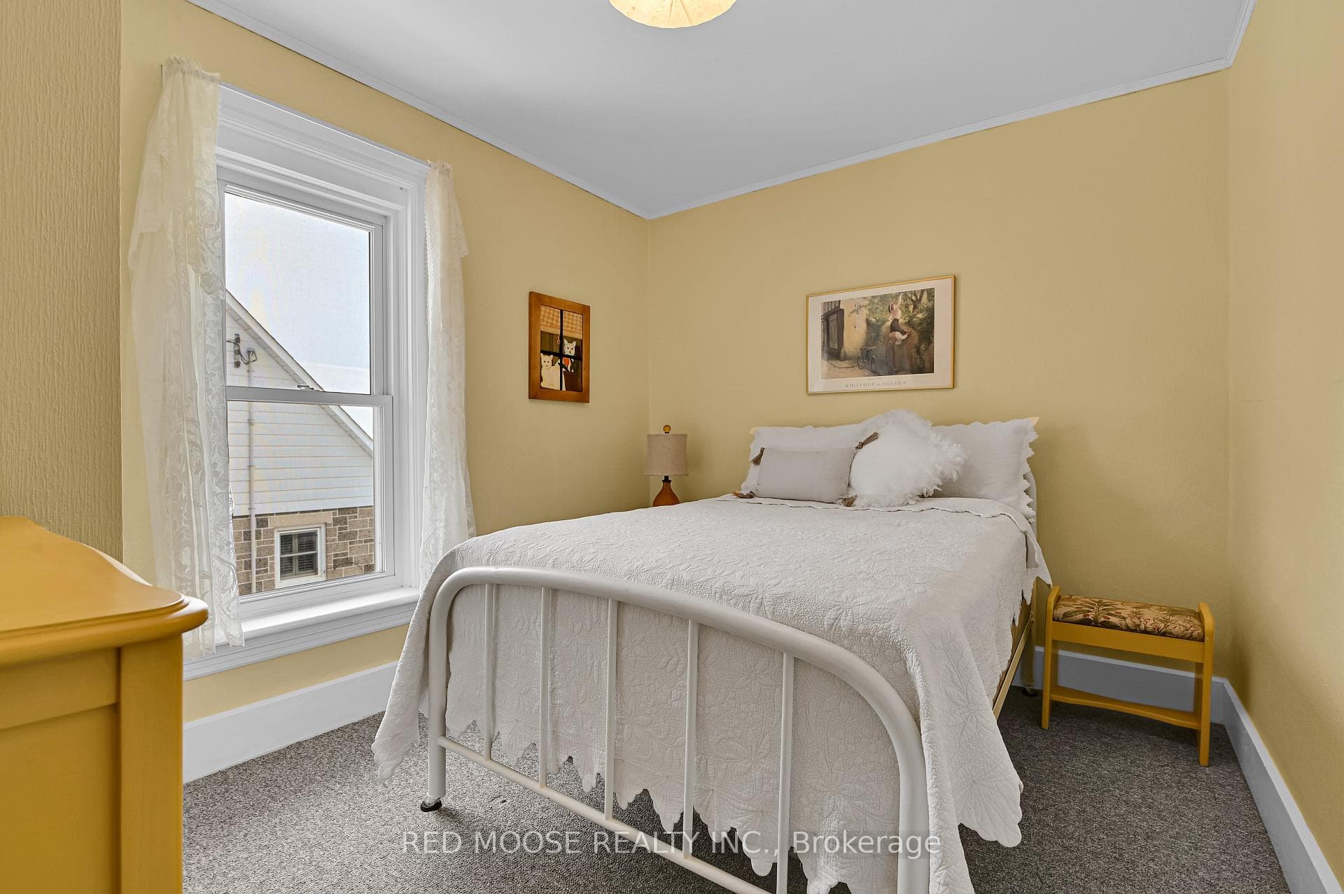 489 Fred Street photo 33