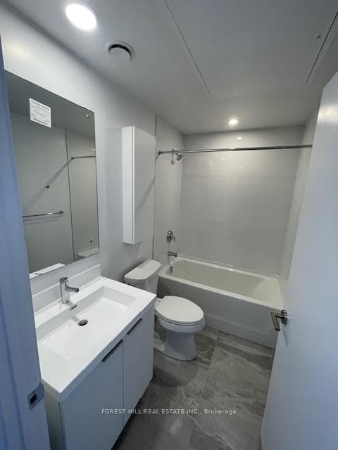 50 O'neill Road Unit 2008 photo 16