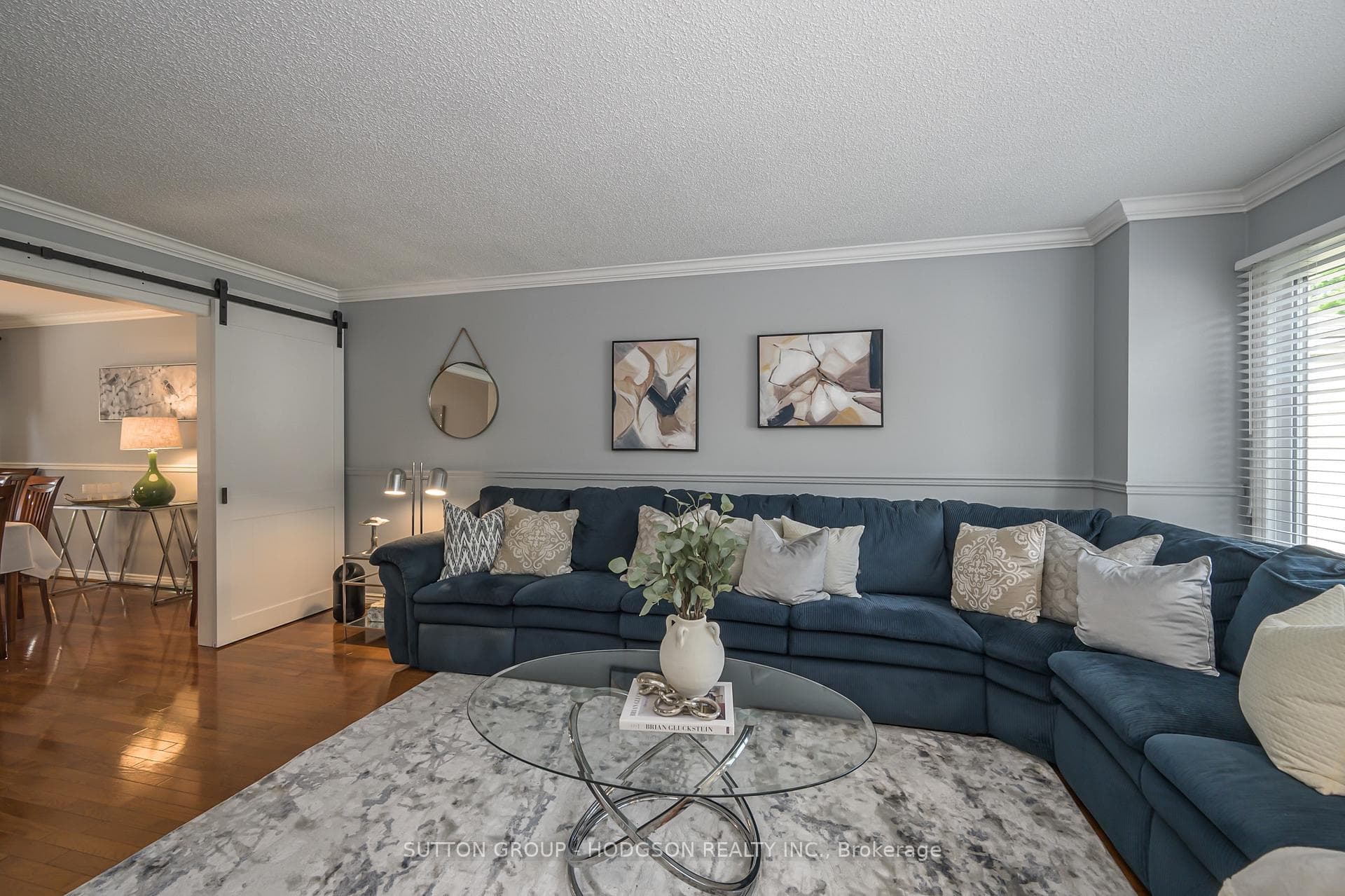 71 Laurel Crescent photo 5
