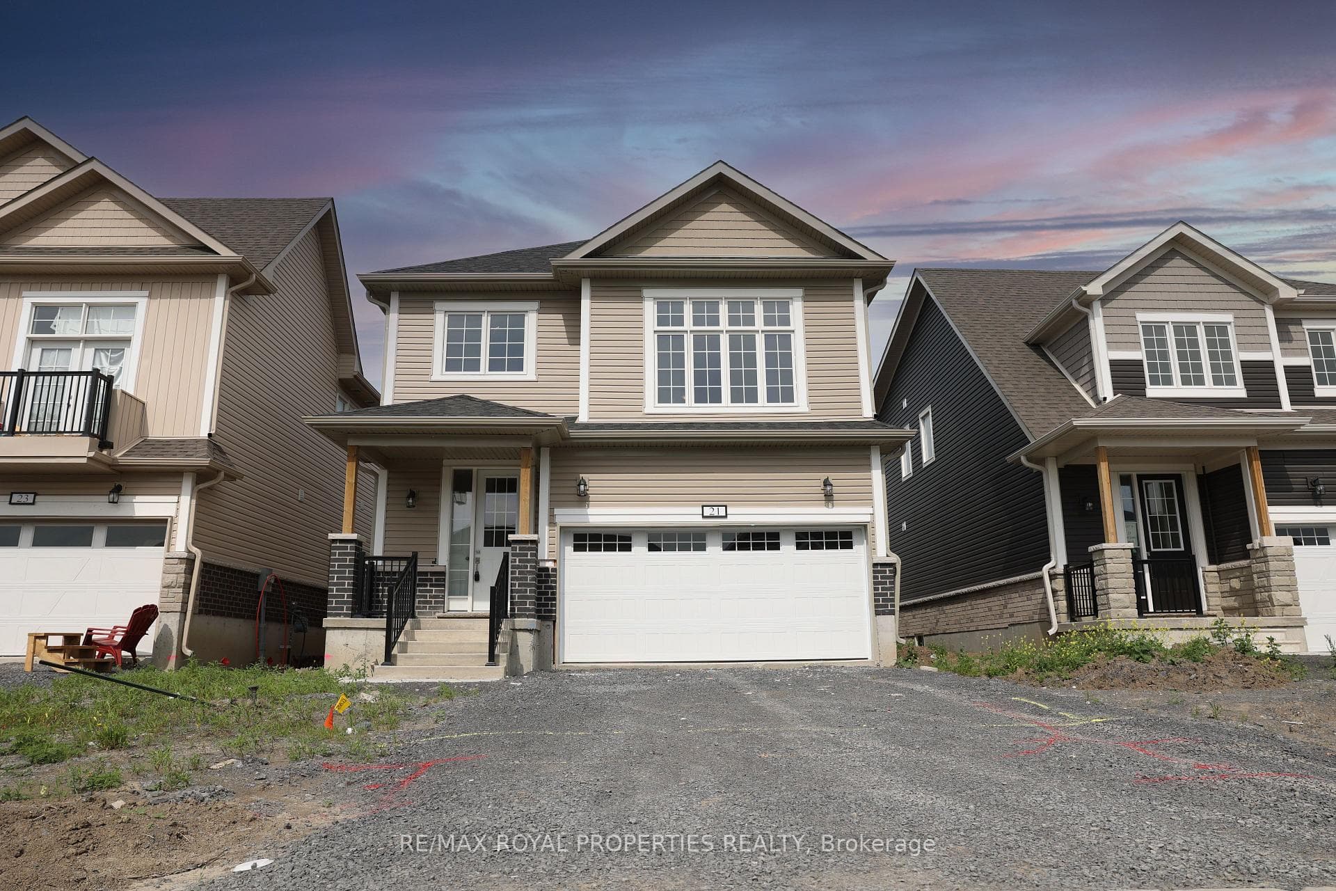 21 Golf Links Drive photo 1