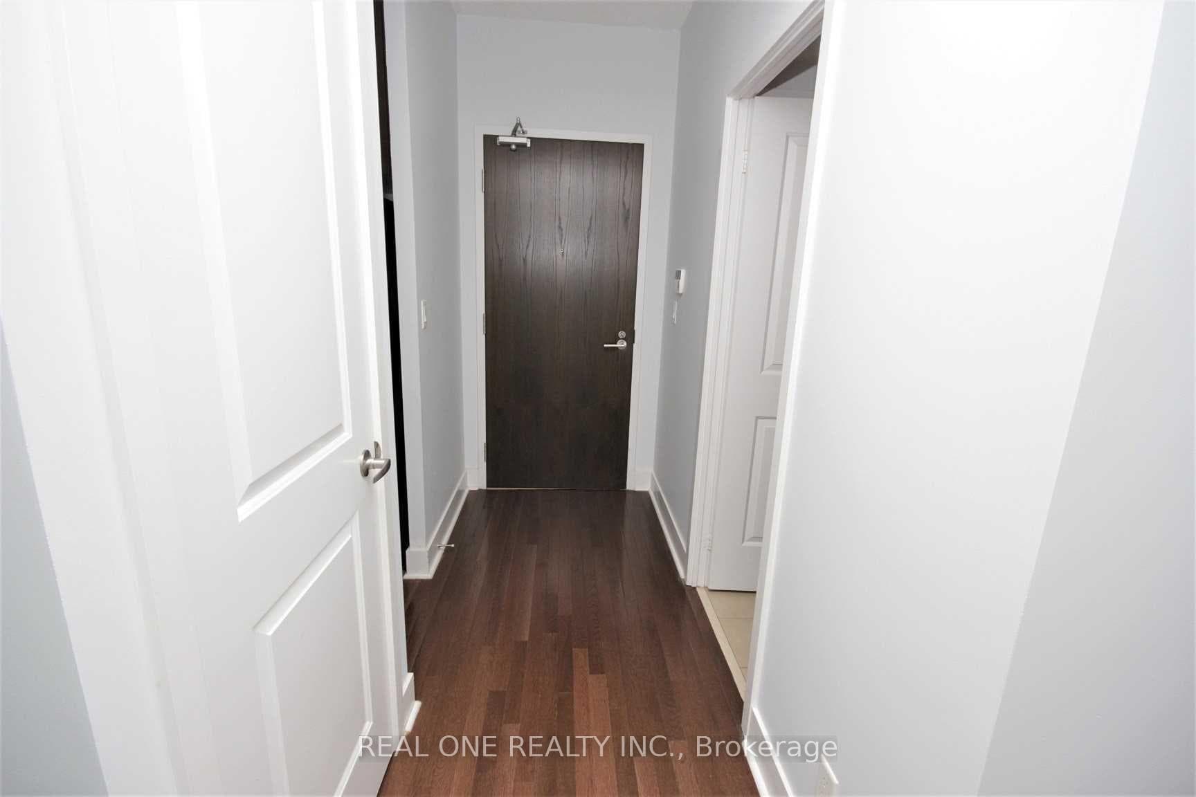 26 Norton Avenue Unit 307 photo 10