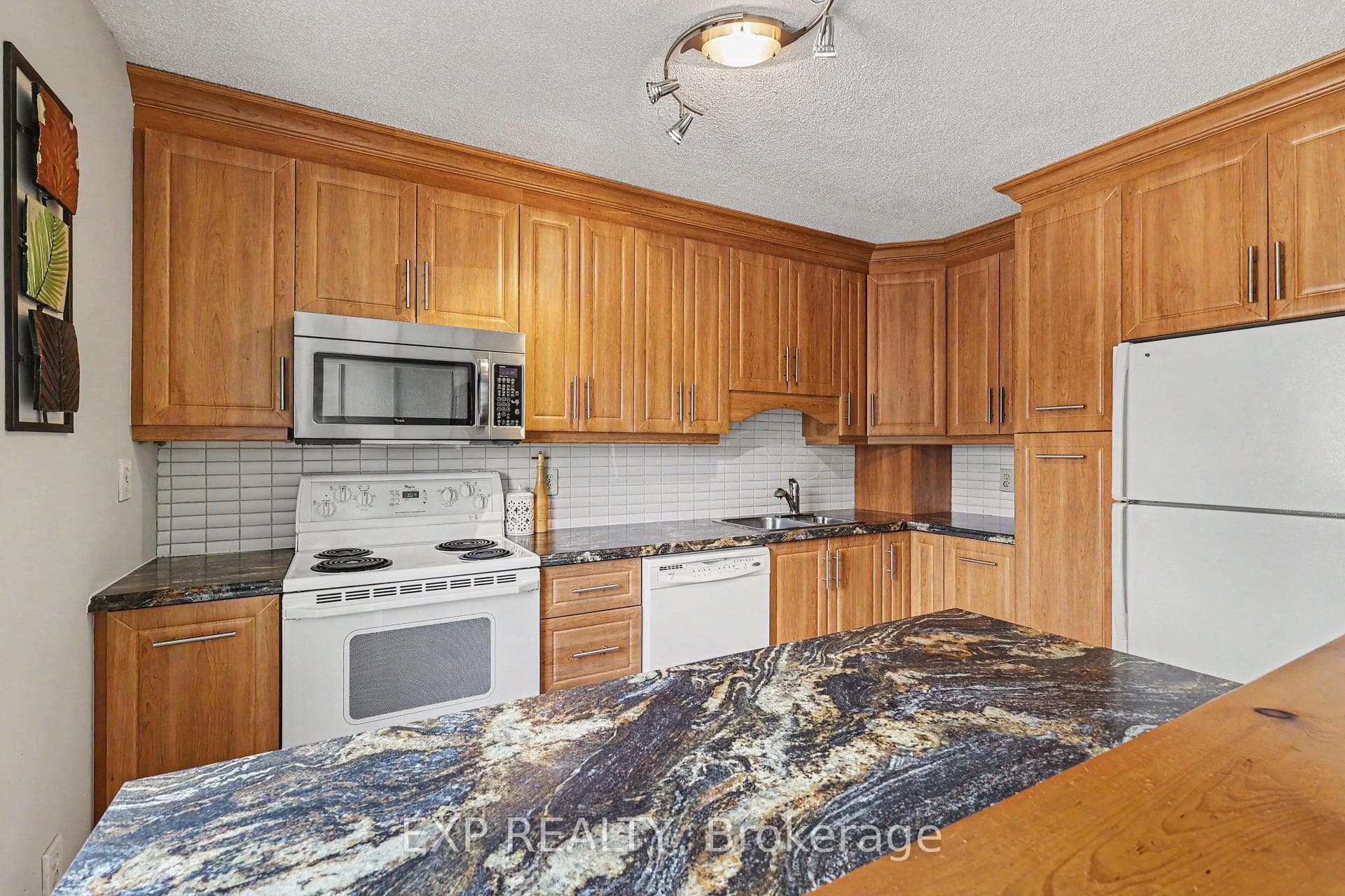 1410 Ballard Court photo 4