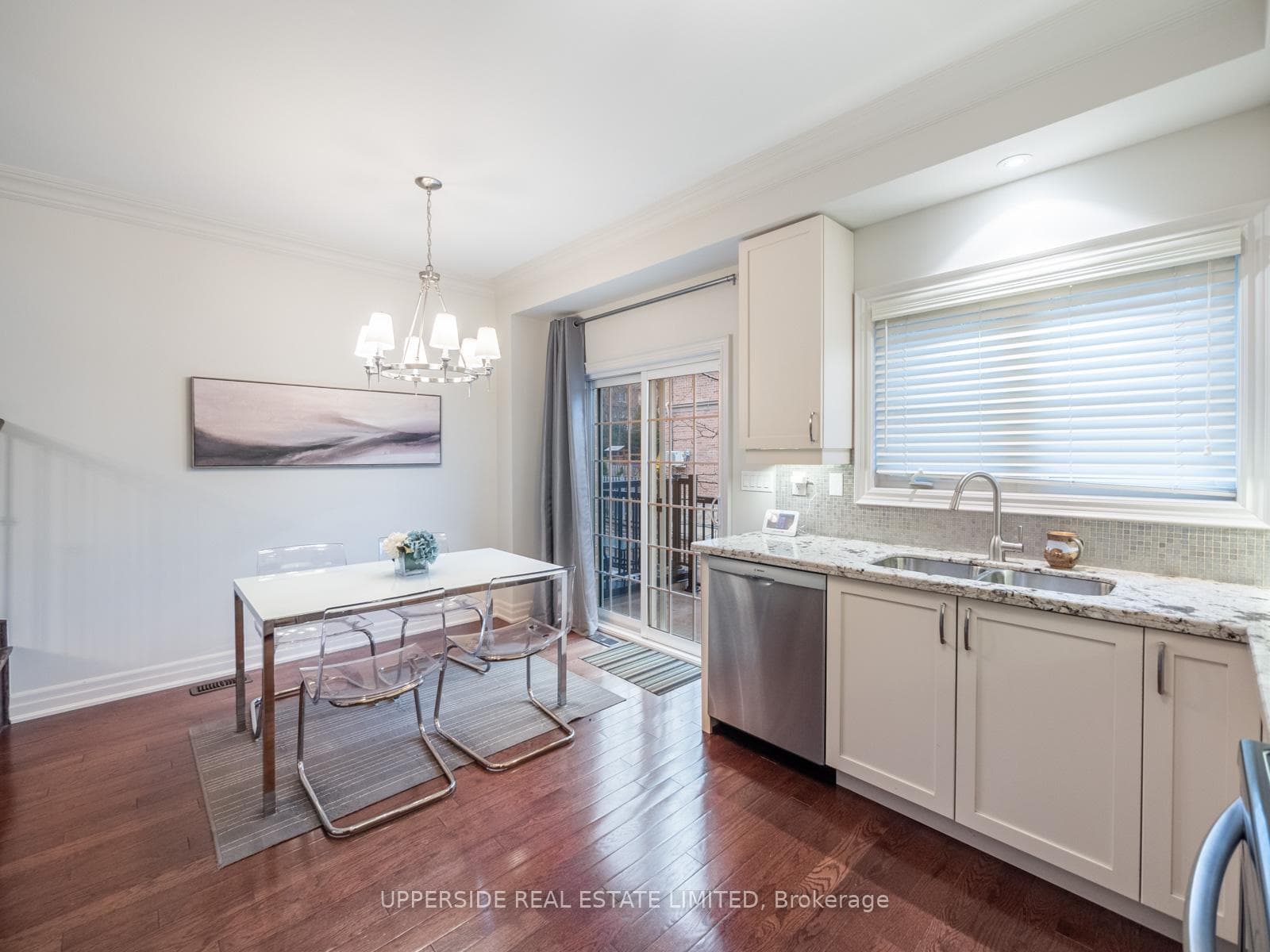 2675A Bathurst Street photo 15