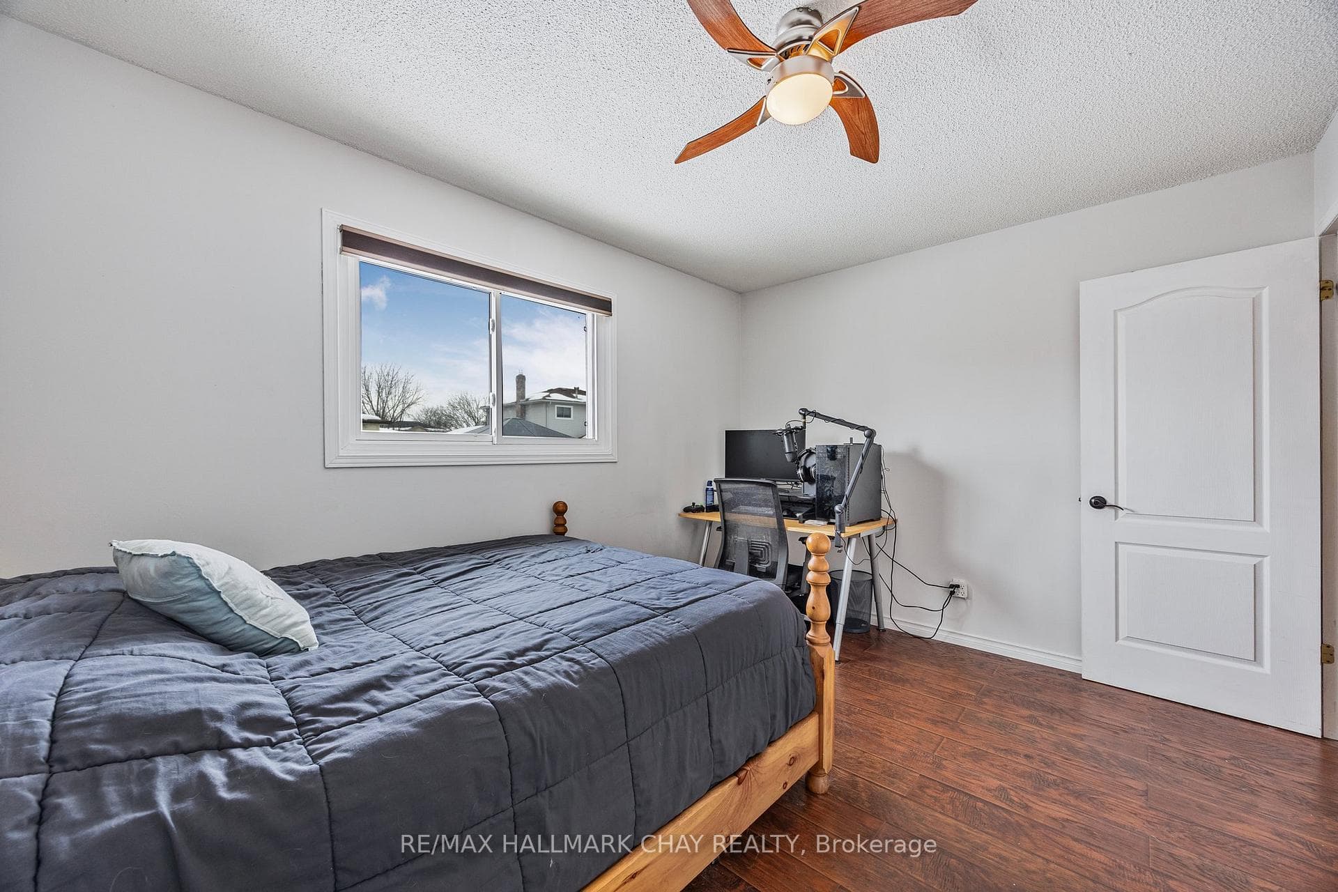27 Wolfe Avenue photo 27