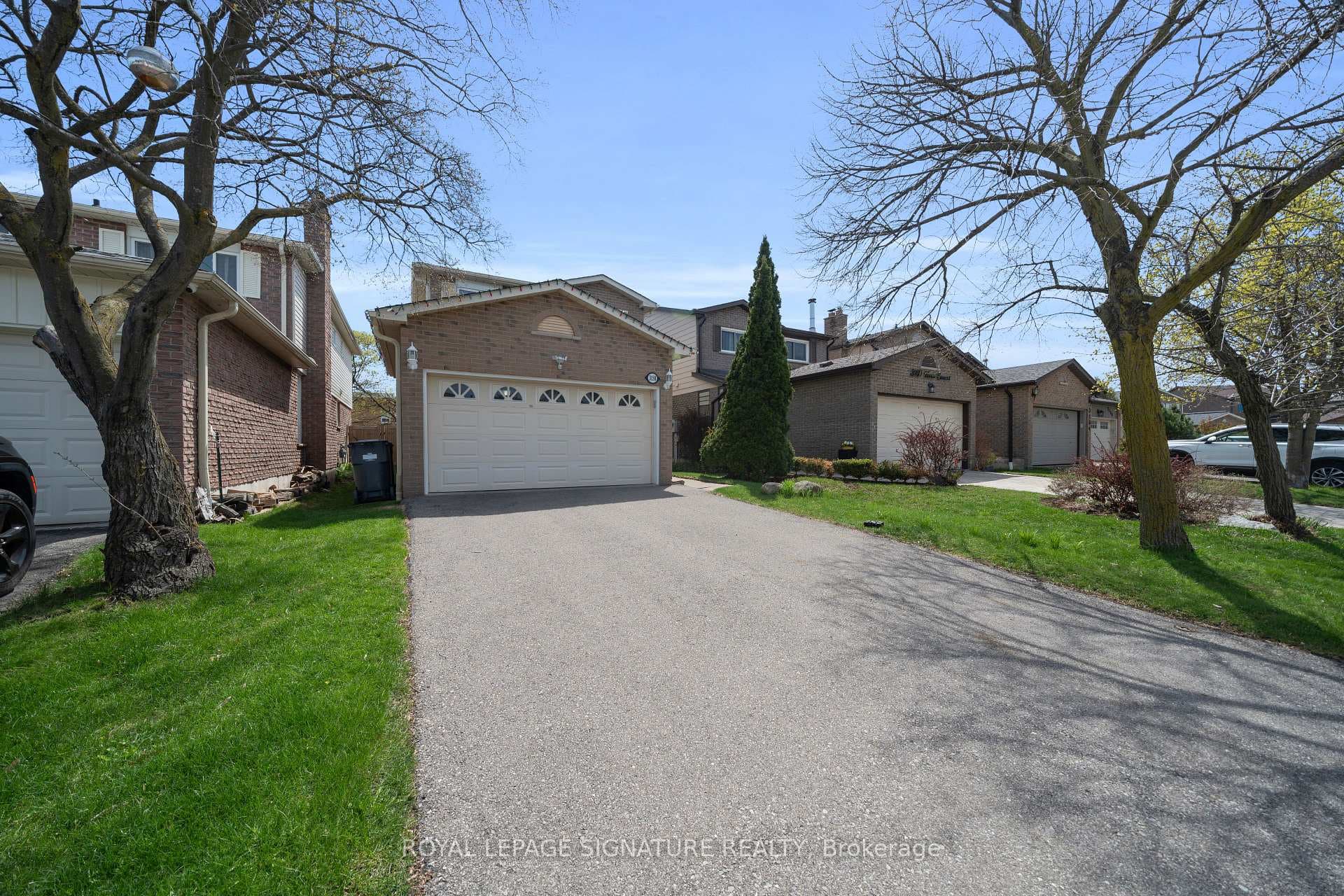 Welcome to 3158 Harris Cres.
