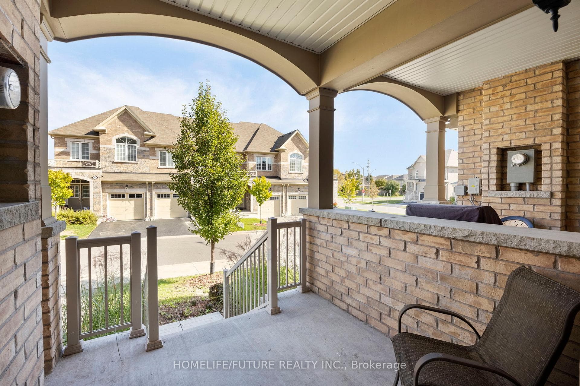 10 Brent Crescent photo 4