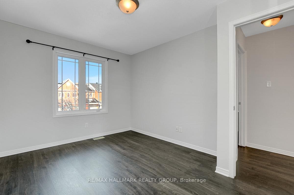 211 Sorento Street photo 24