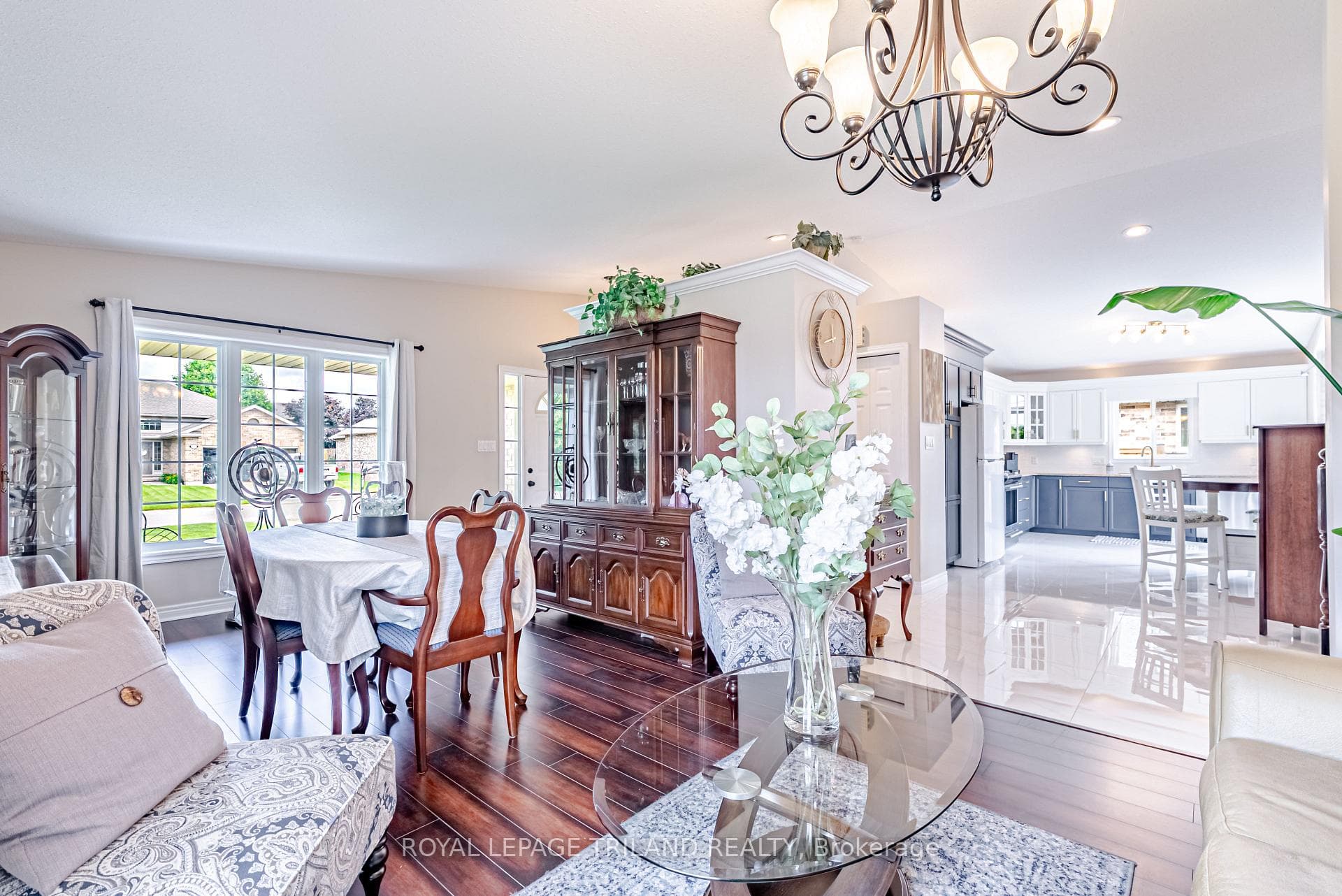 147 Plymouth Court photo 10
