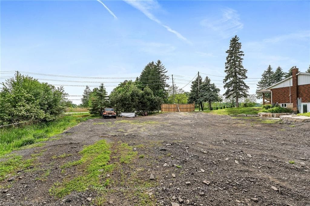 11757 GUELPH Line photo 32