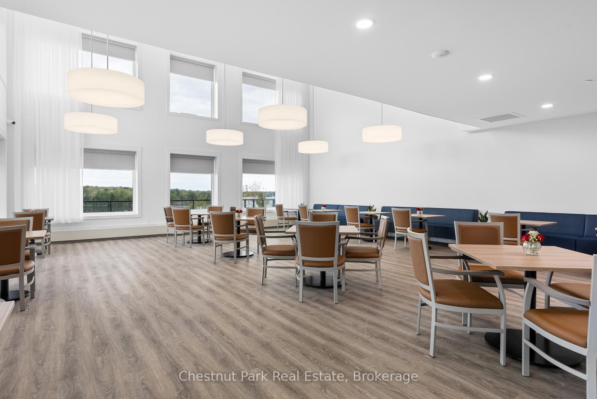 Spacious, Open Concept Dining Room w High Ceilings