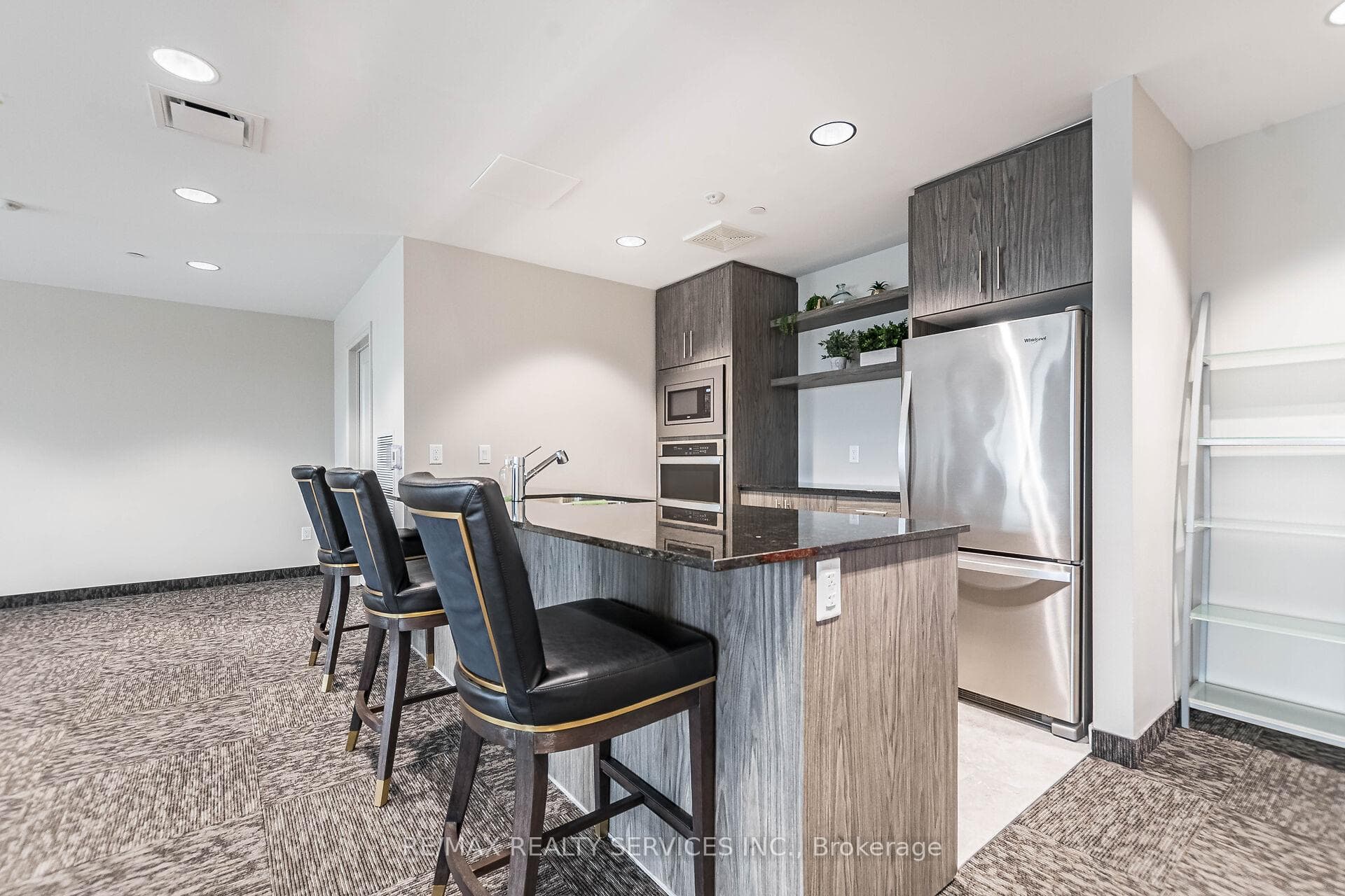 830 Megson Terrace Unit 211 photo 21