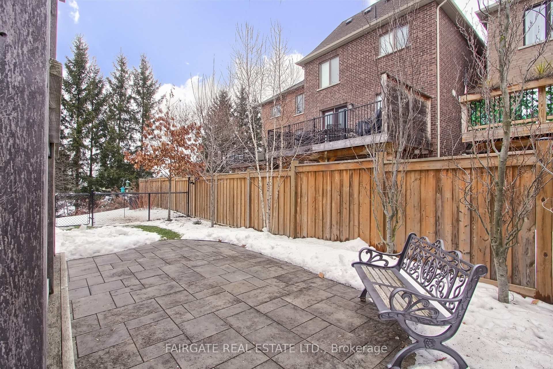 24 Prince George Avenue photo 34