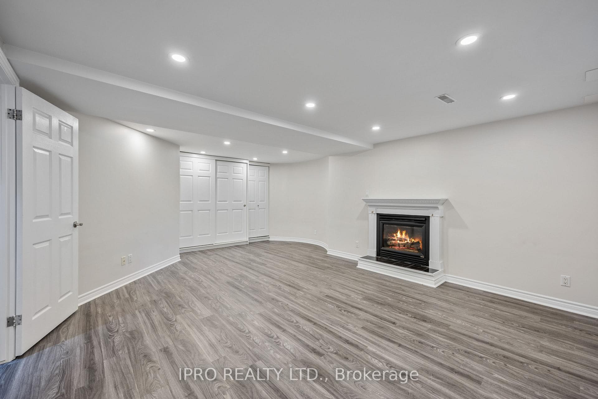 211 Glendora Avenue Unit BSMT photo 4