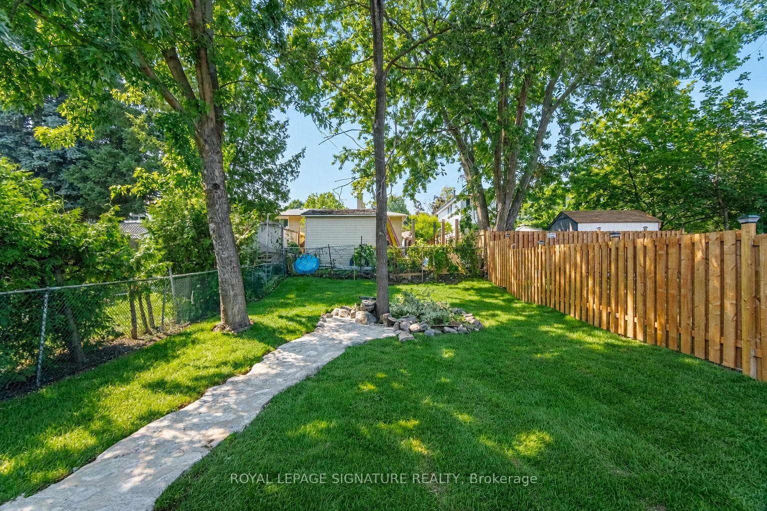 2599 Lundene Road photo 40