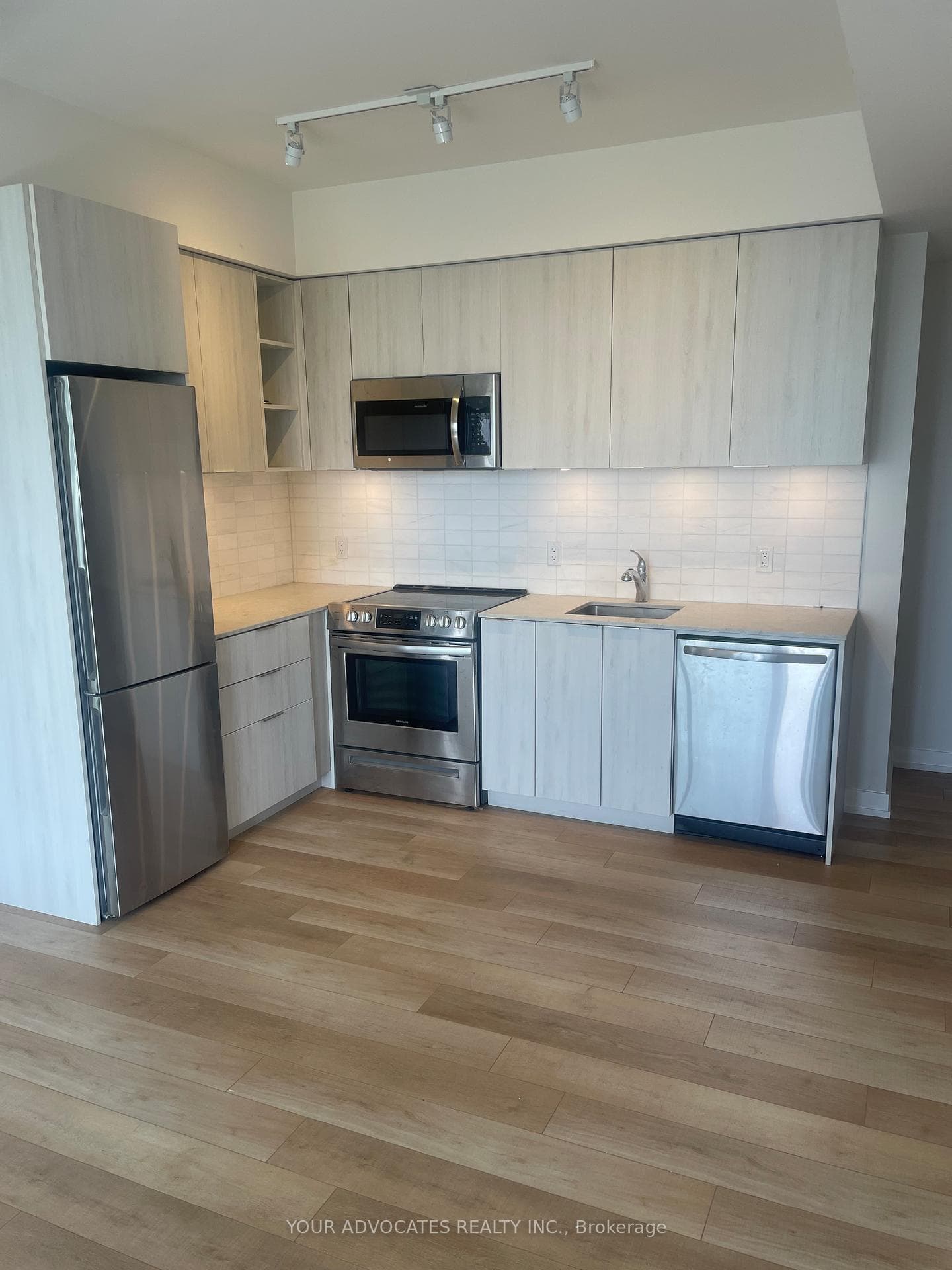 30 Ordnance Street Unit 1002 photo 3