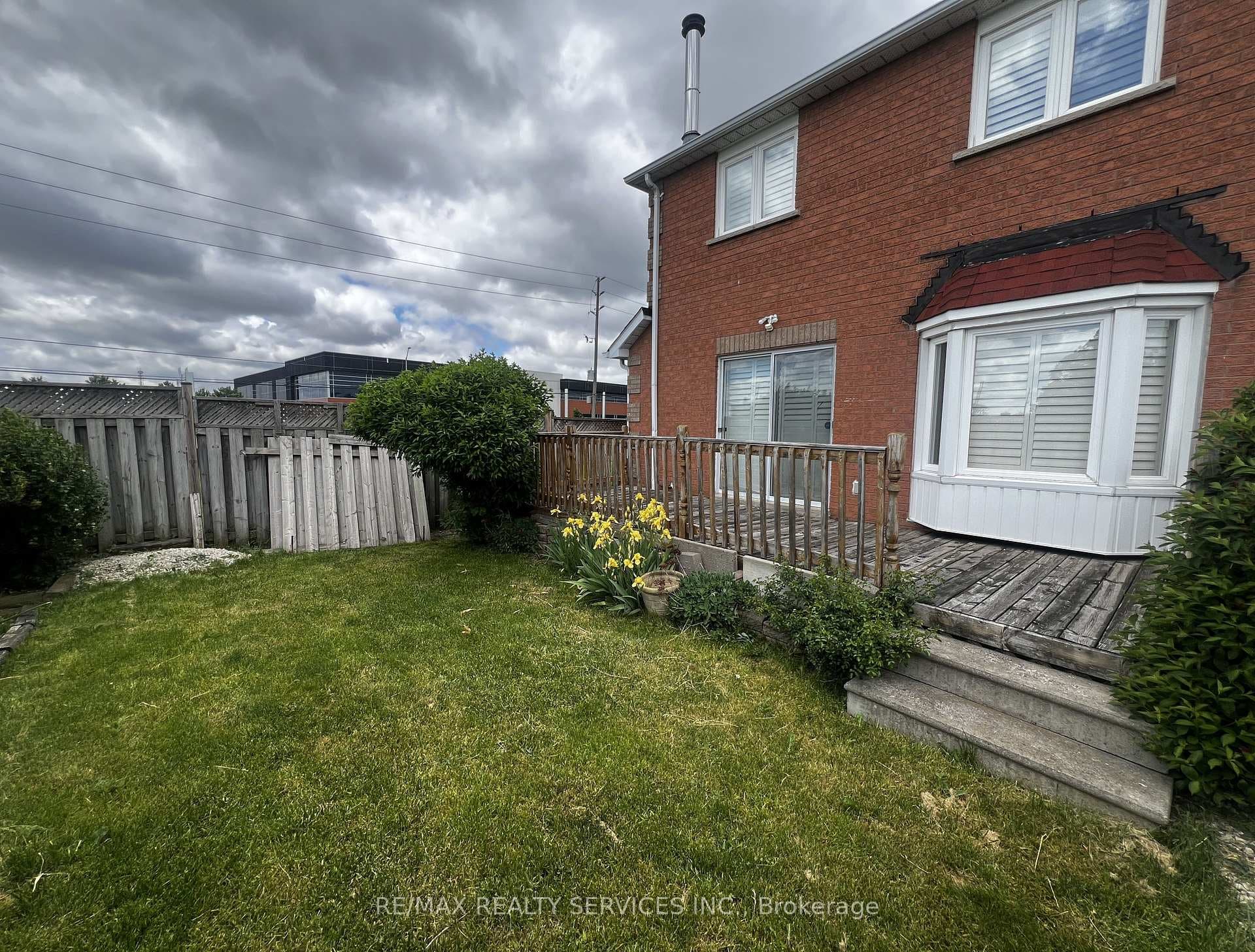 59 Stanwell Drive photo 29