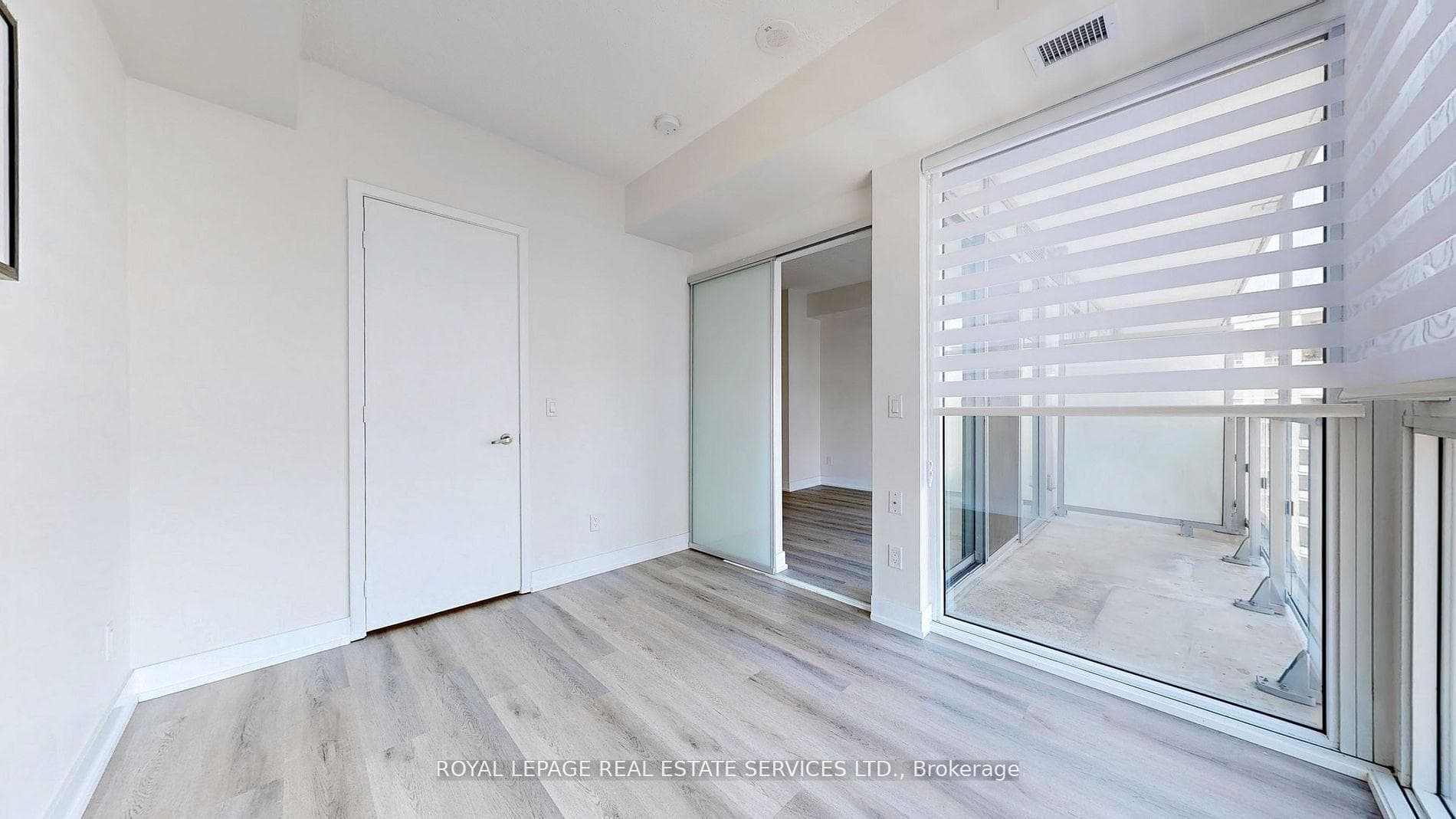 5180 Yonge Street Unit 1004 photo 18