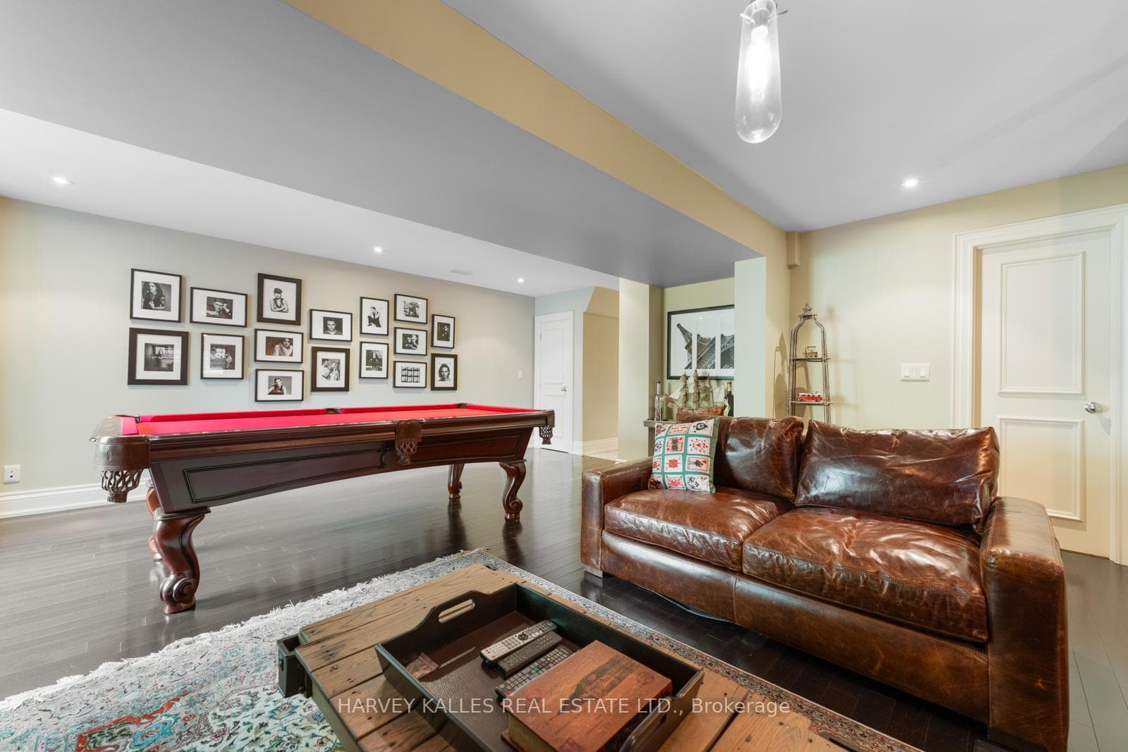 538 Woburn Avenue photo 42