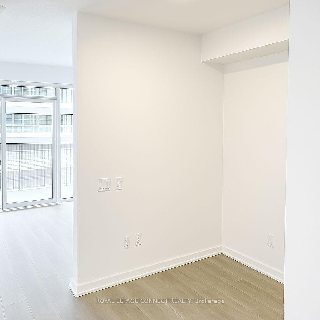 20 Richardson Street Unit 613 photo 12