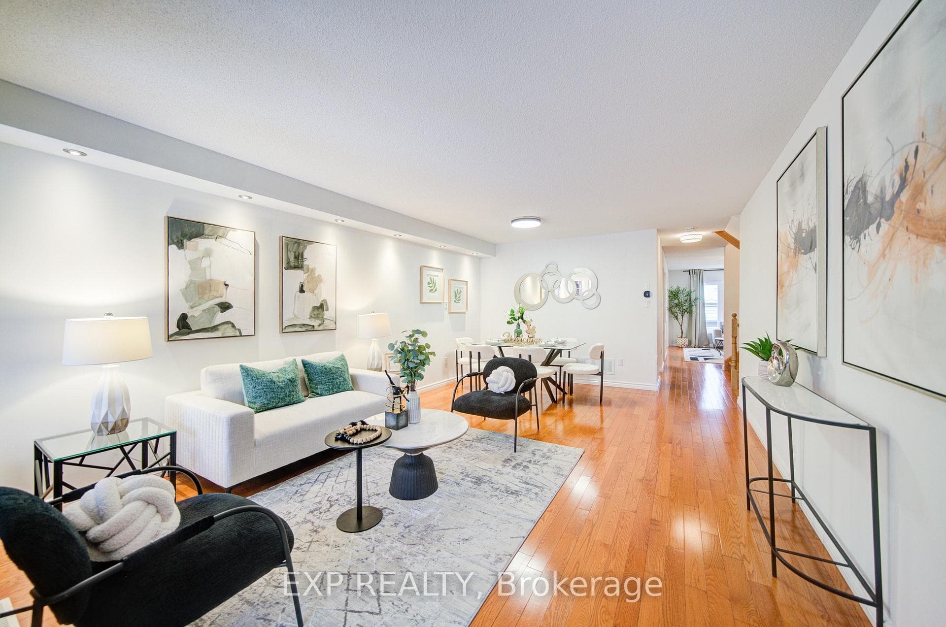 21 Westcliffe Crescent photo 4