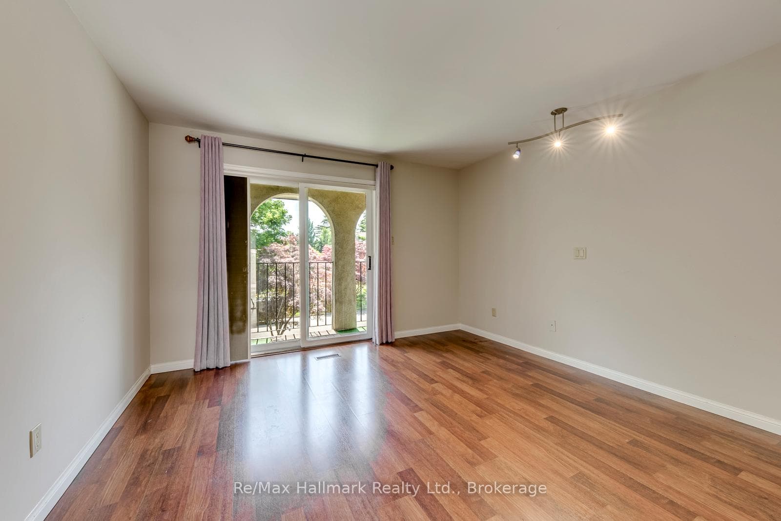 2251 Bennington Gate photo 37