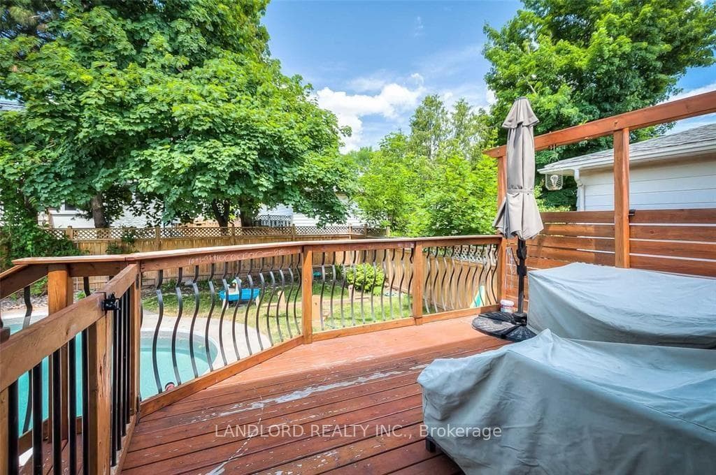 2358 Ventura Drive photo 23